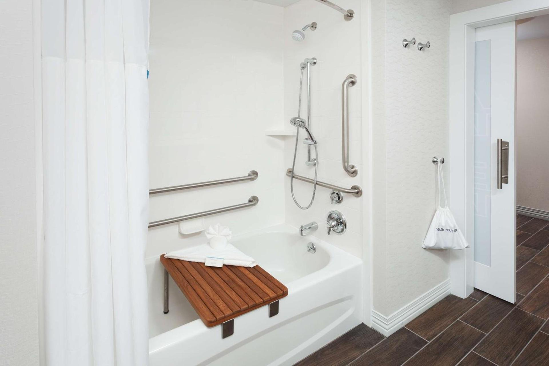 Hampton Inn Kennebunk Kennebunkport Me photo 36