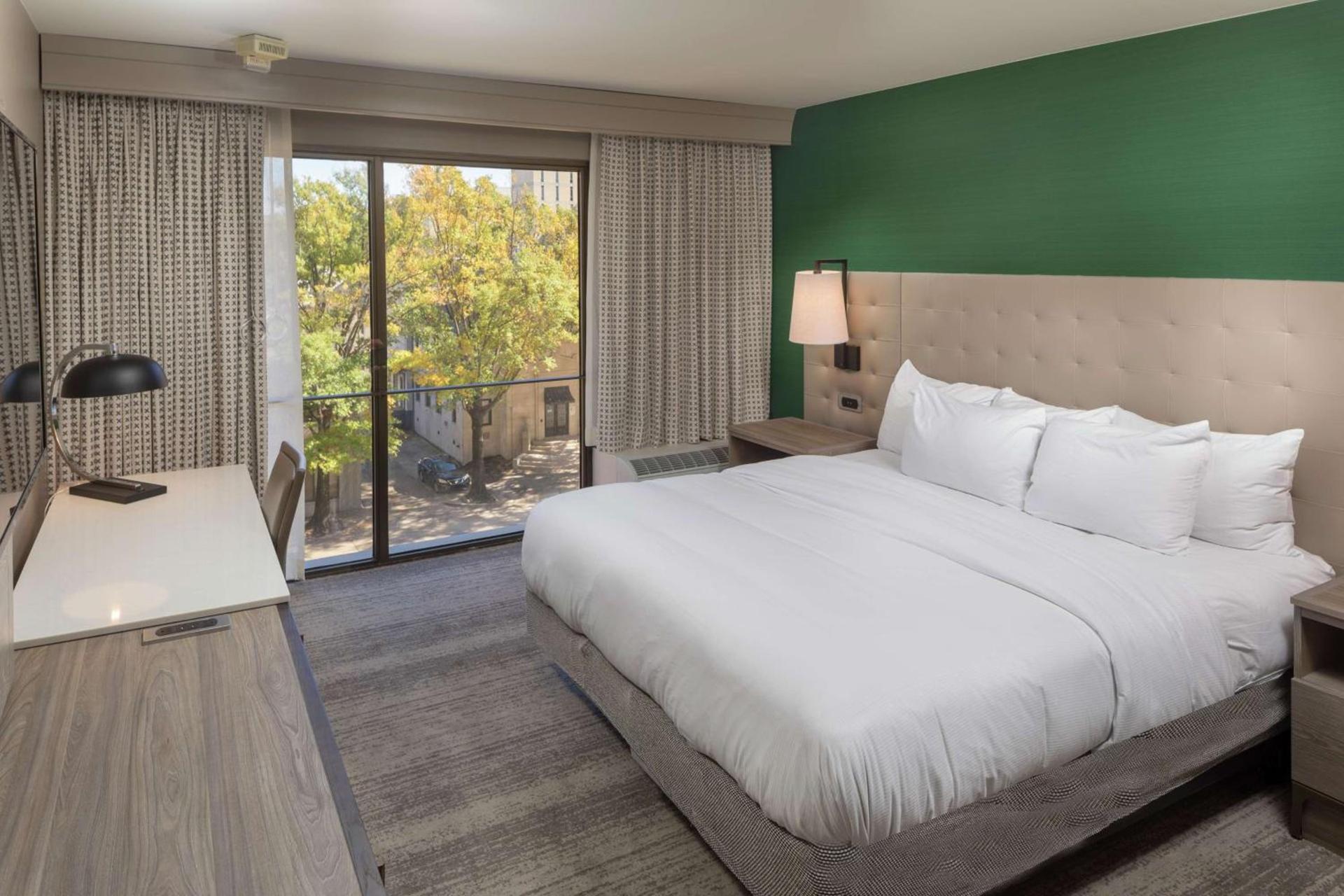 Hilton Birmingham Downtown at UAB photo 38