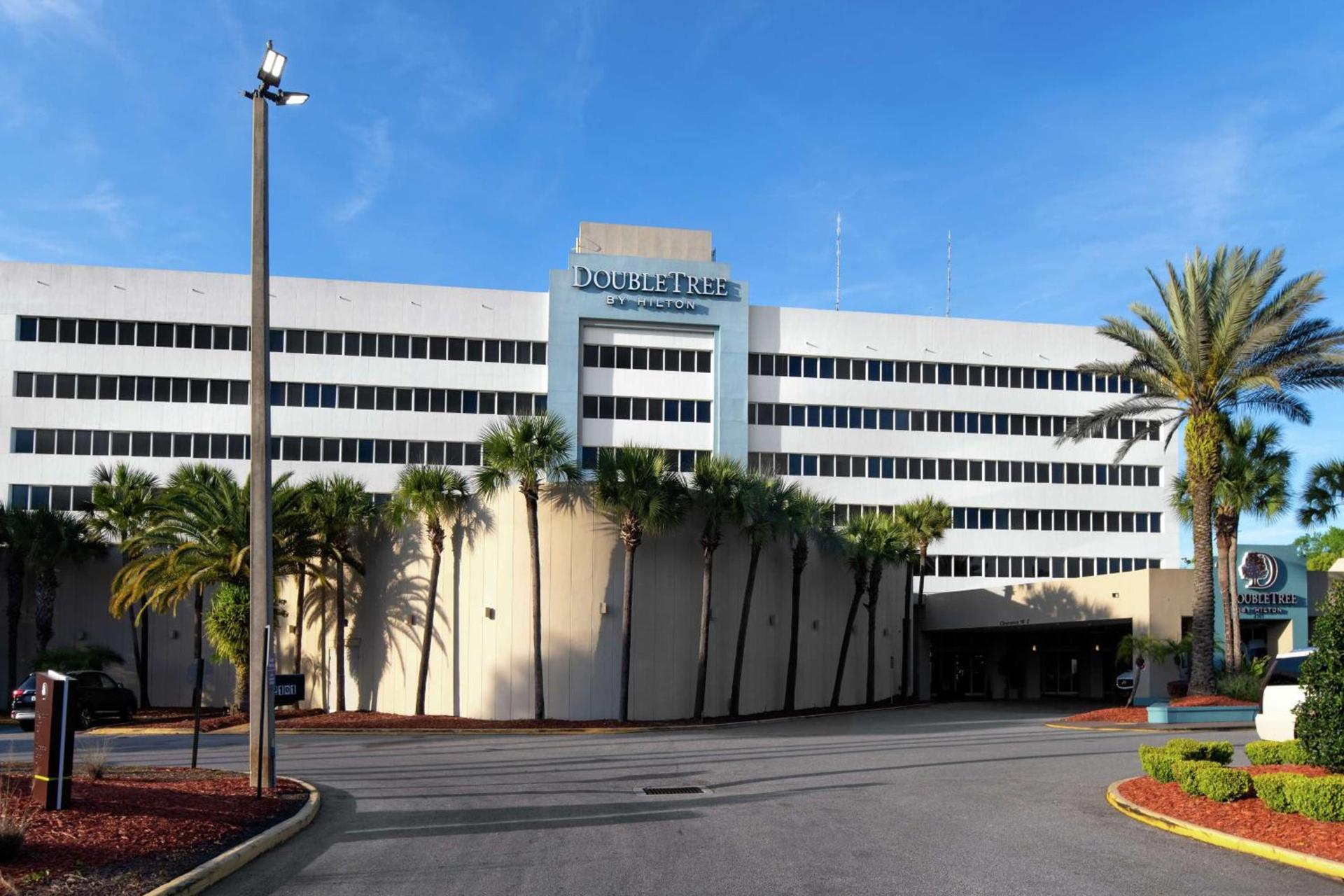DoubleTree by Hilton Hotel Jacksonville Airport photo 2