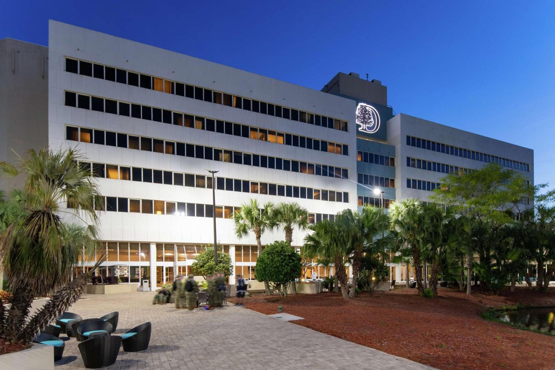 DoubleTree by Hilton Hotel Jacksonville Airport photo 3
