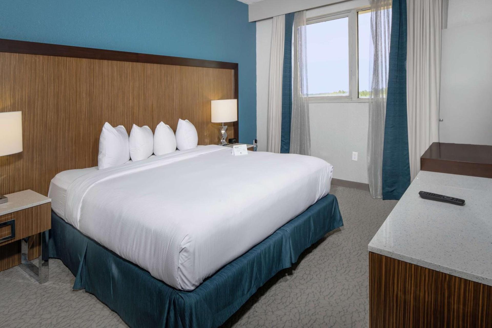 DoubleTree by Hilton Hotel Jacksonville Airport photo 23