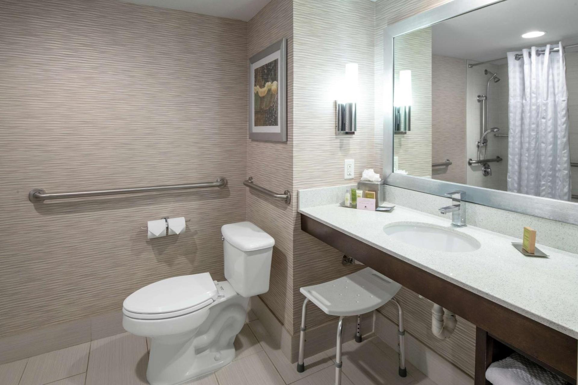 DoubleTree by Hilton Hotel Jacksonville Airport photo 26