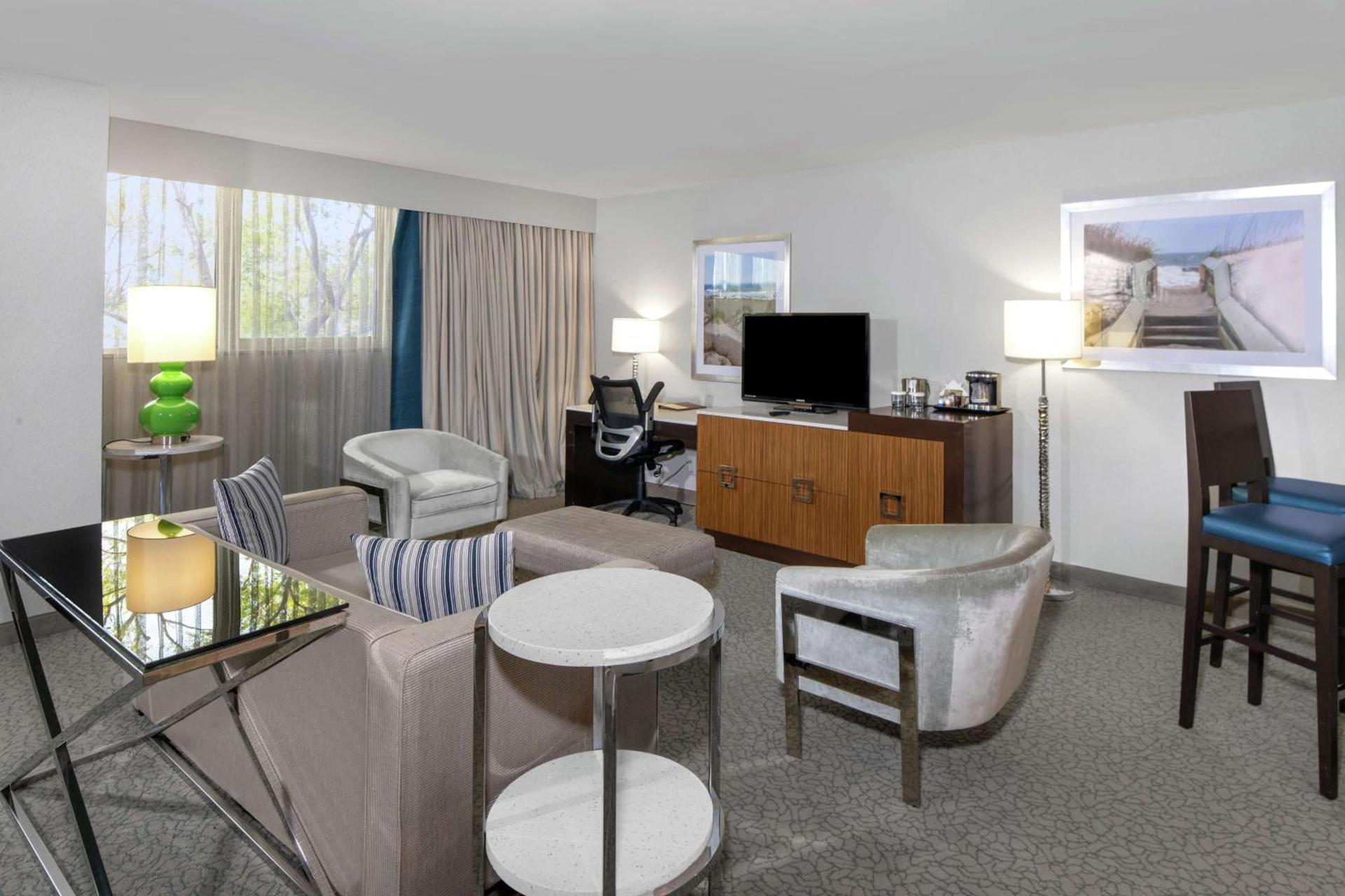 DoubleTree by Hilton Hotel Jacksonville Airport photo 31