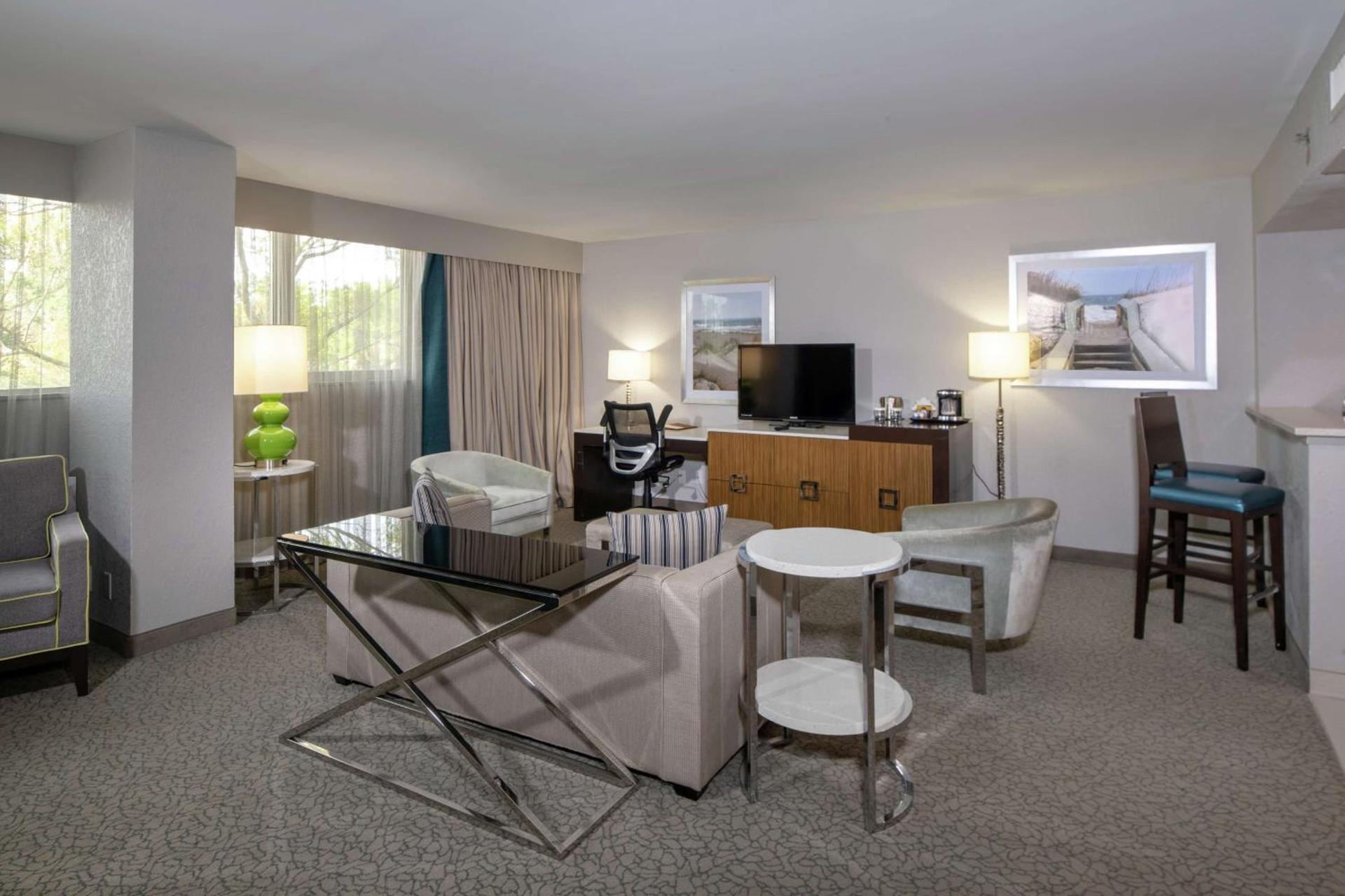 DoubleTree by Hilton Hotel Jacksonville Airport photo 41
