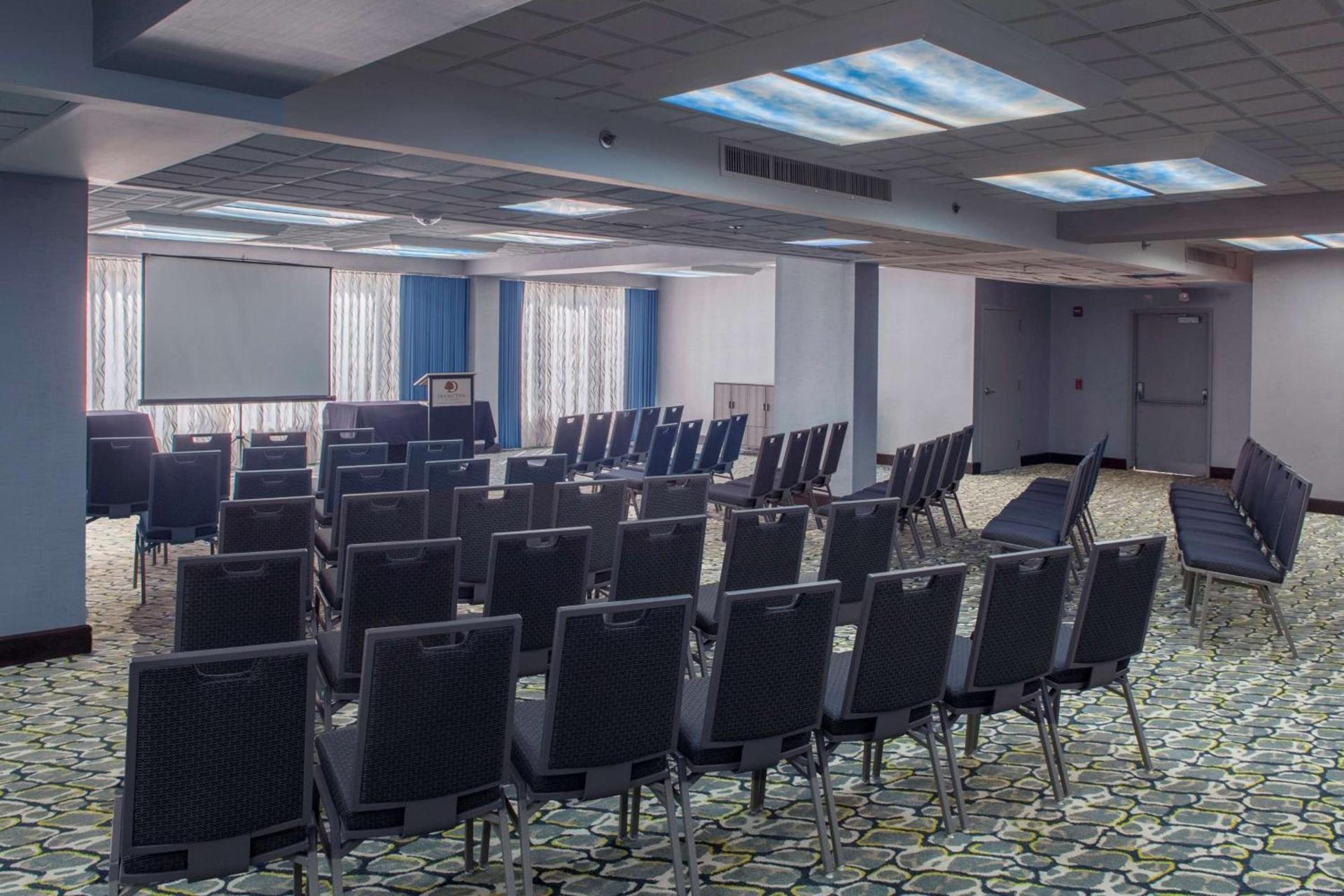 DoubleTree by Hilton Hotel Jacksonville Airport photo 45