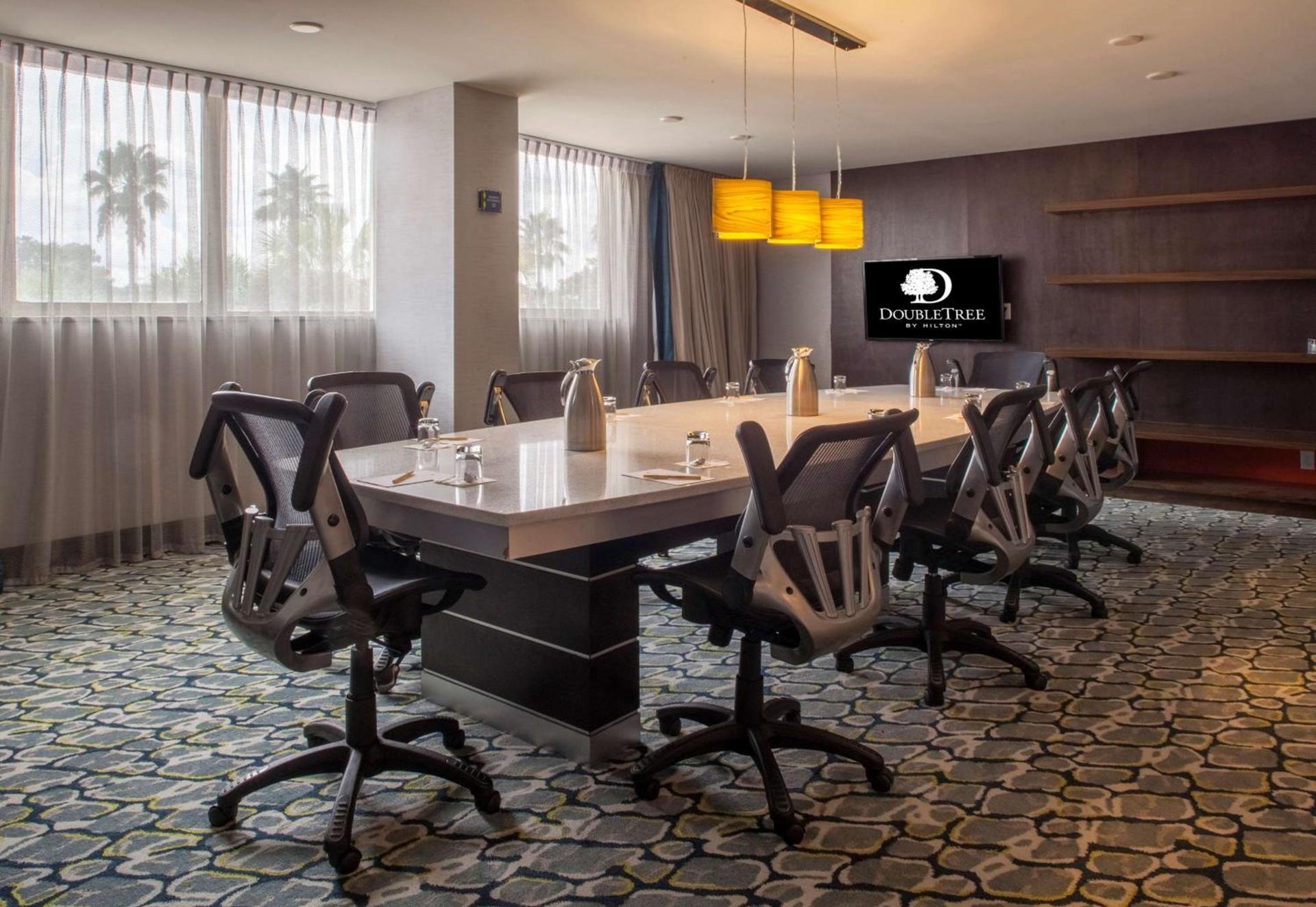 DoubleTree by Hilton Hotel Jacksonville Airport photo 56