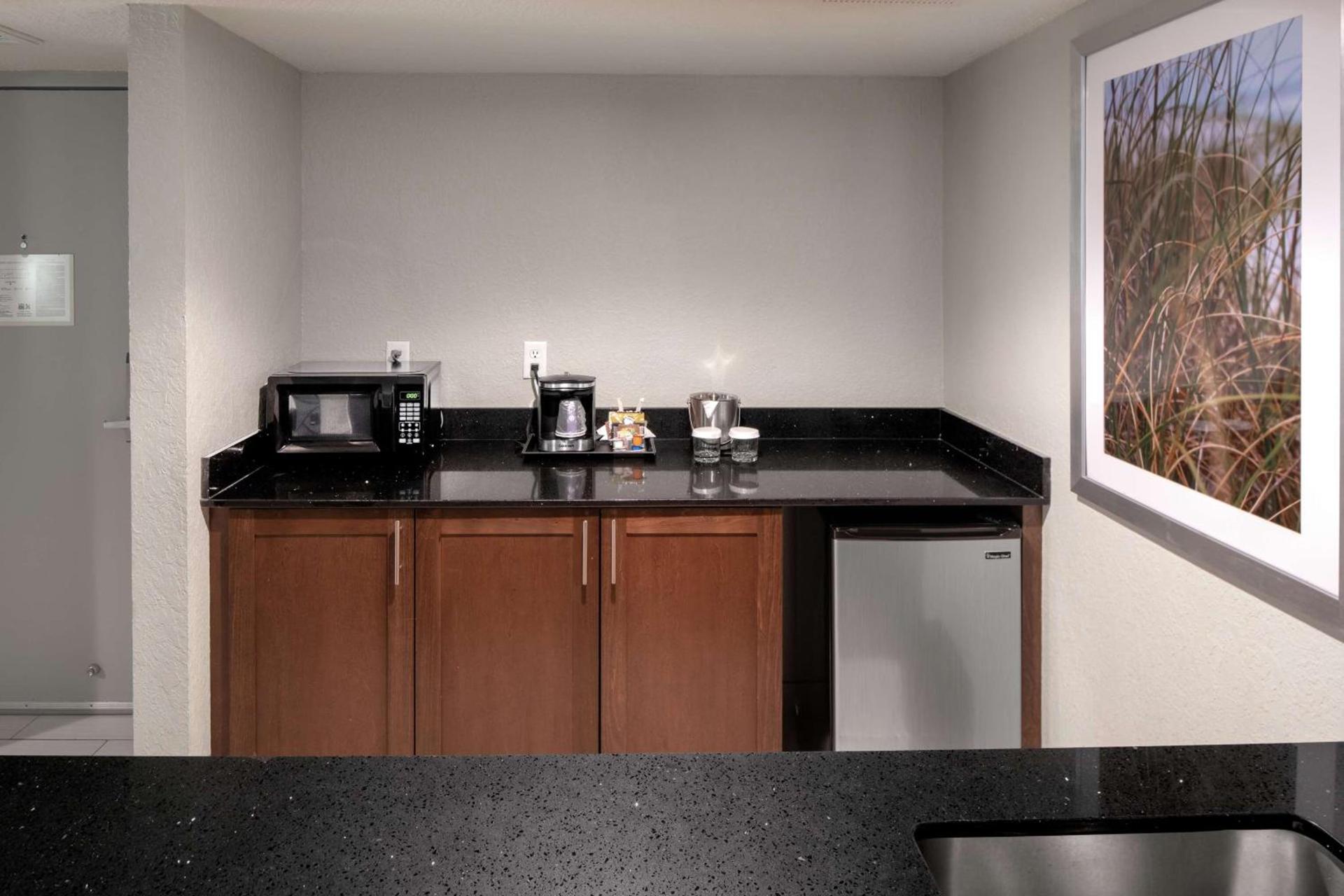 DoubleTree by Hilton Hotel Jacksonville Airport photo 64