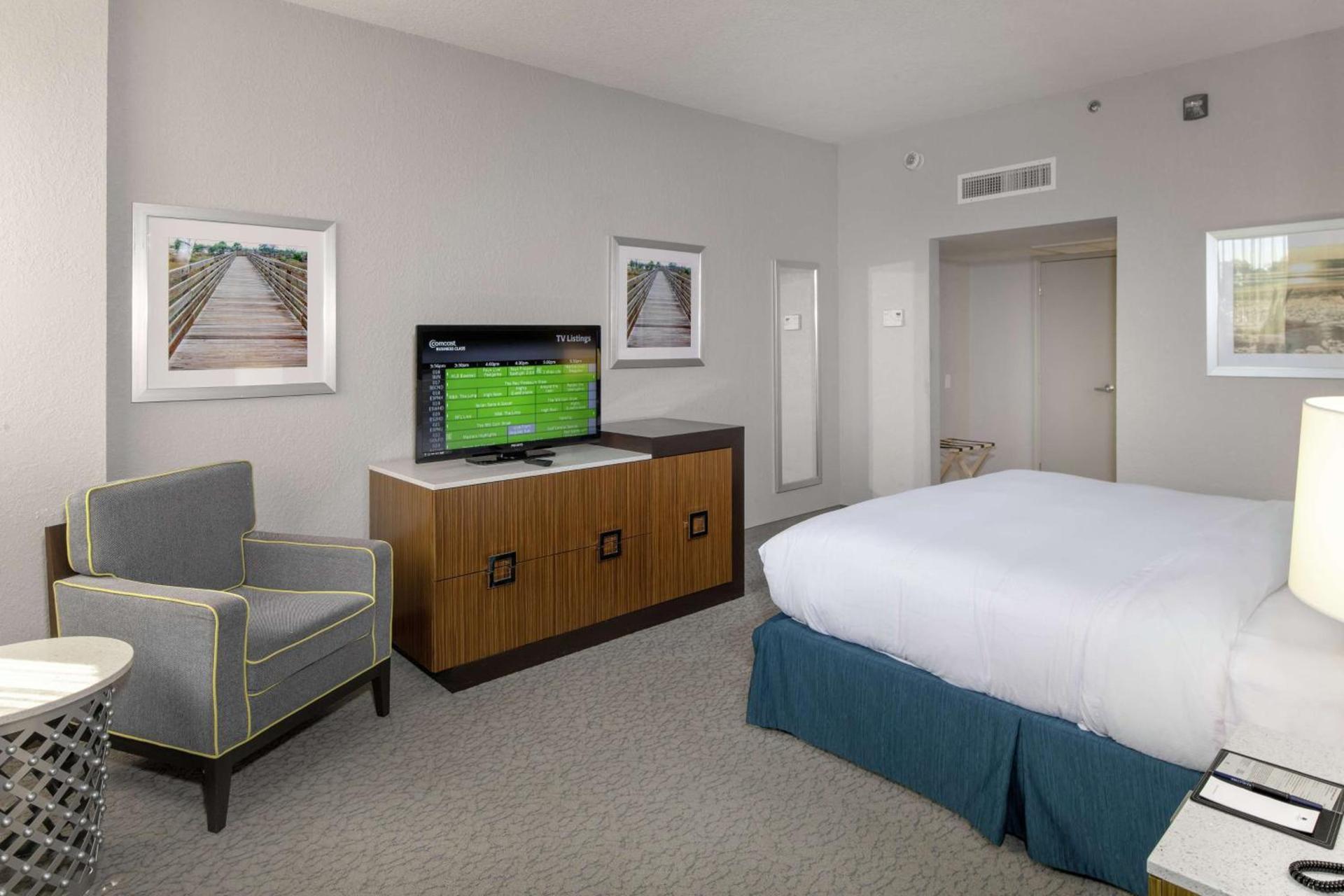 DoubleTree by Hilton Hotel Jacksonville Airport photo 67