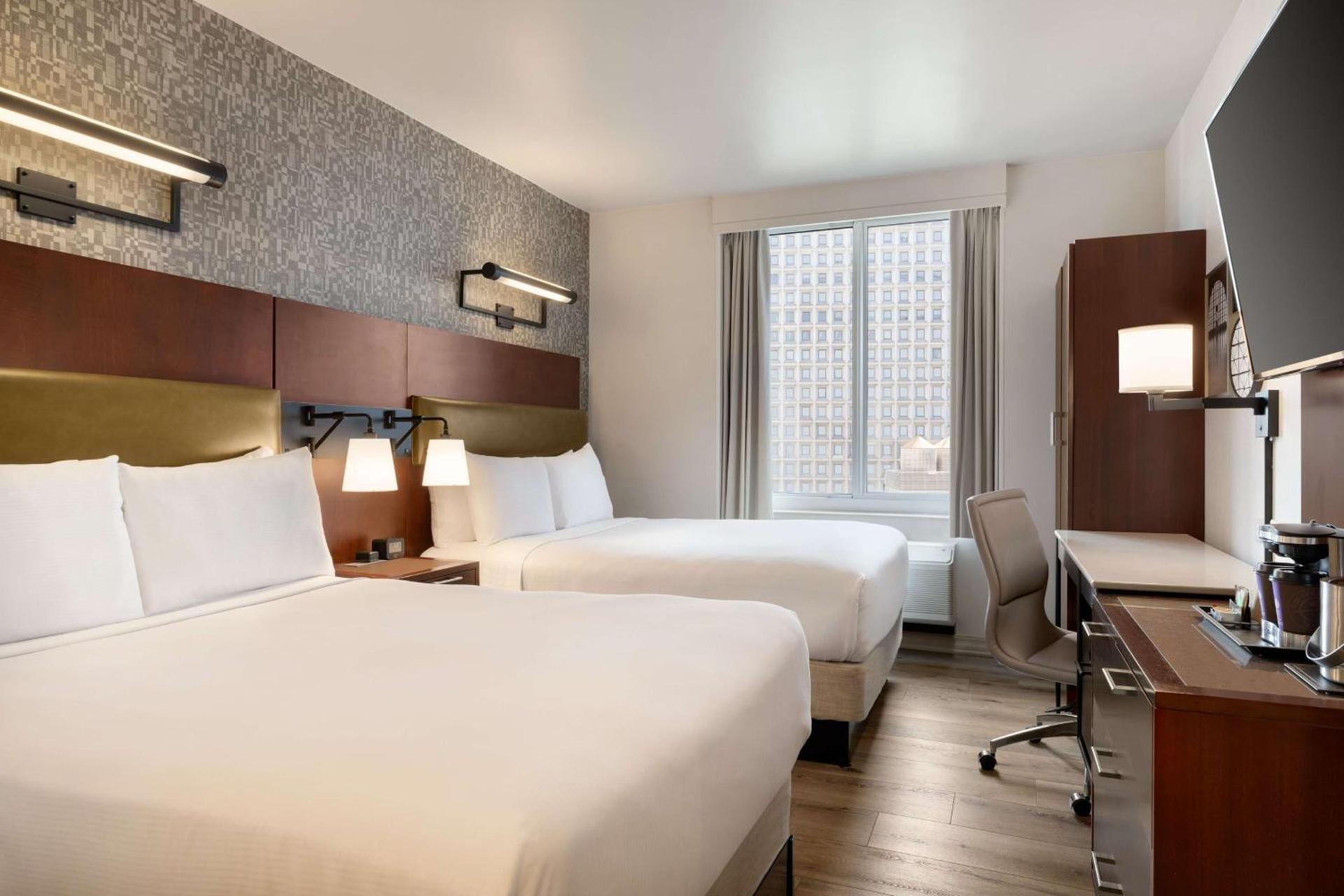 DoubleTree by Hilton New York Downtown photo 13