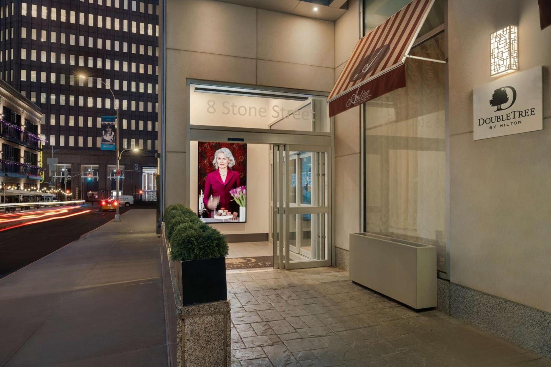 DoubleTree by Hilton New York Downtown photo 31