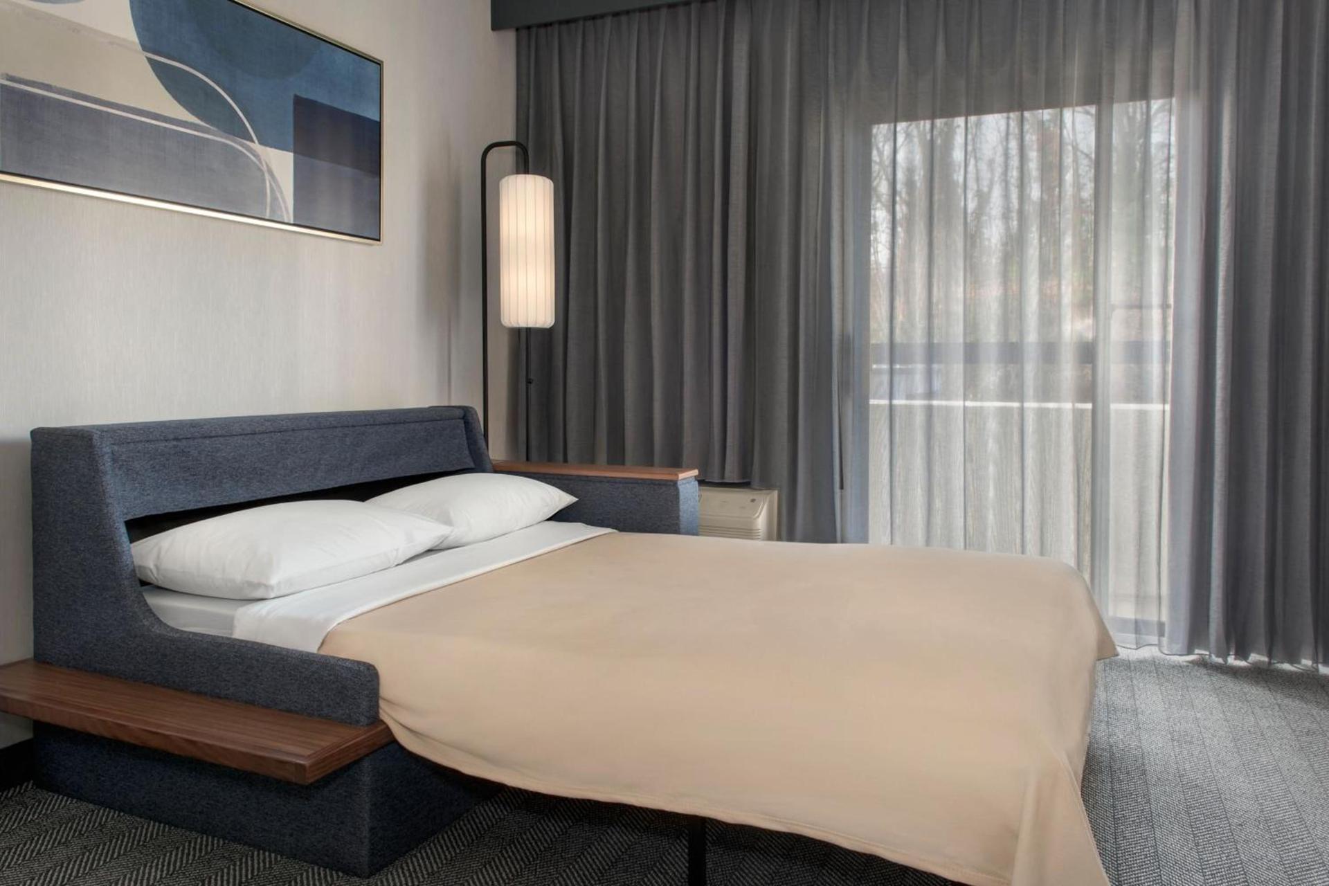 Courtyard by Marriott Rye photo 12