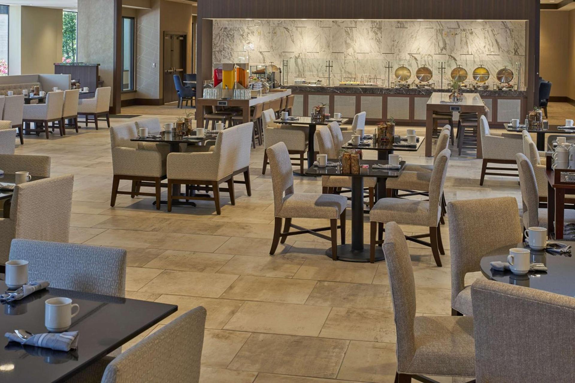 Hilton Raleigh North Hills photo 15