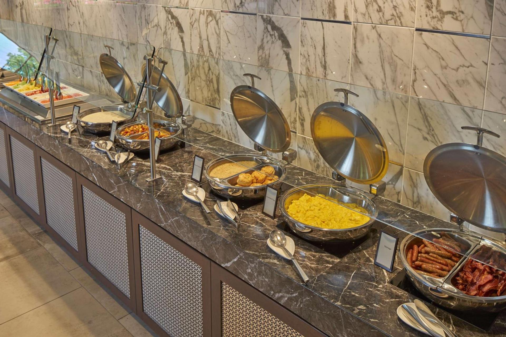 Hilton Raleigh North Hills photo 16