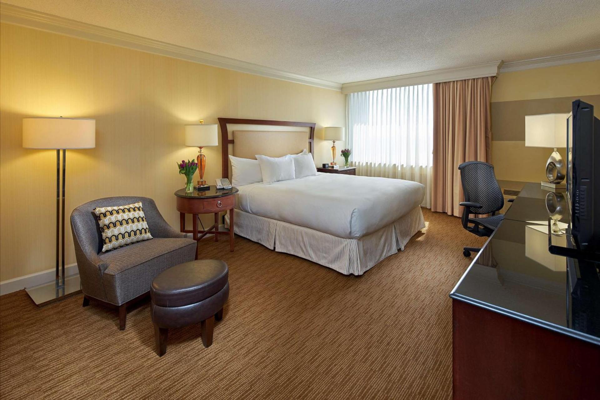 Hilton Raleigh North Hills photo 22