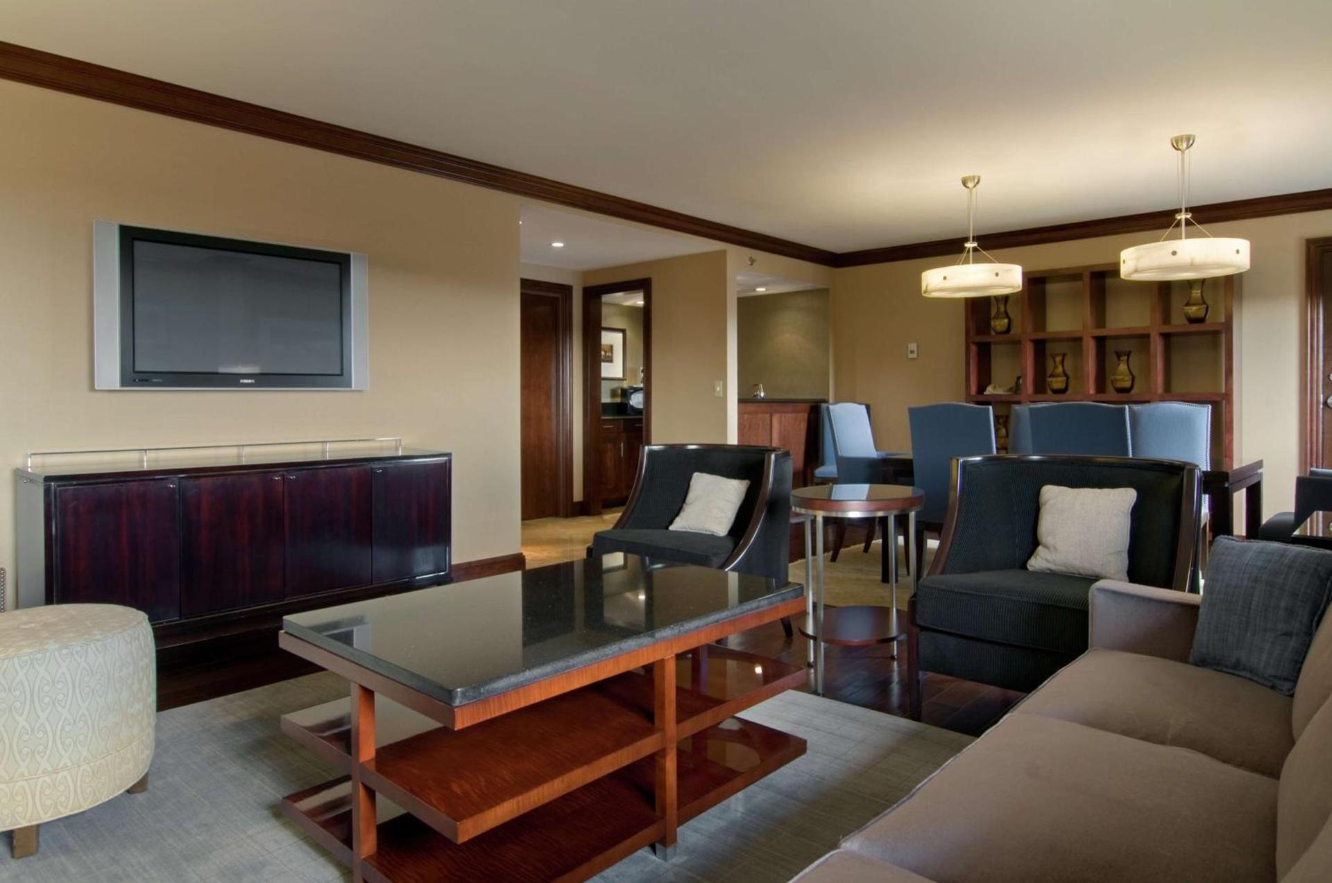 Hilton Raleigh North Hills photo 34
