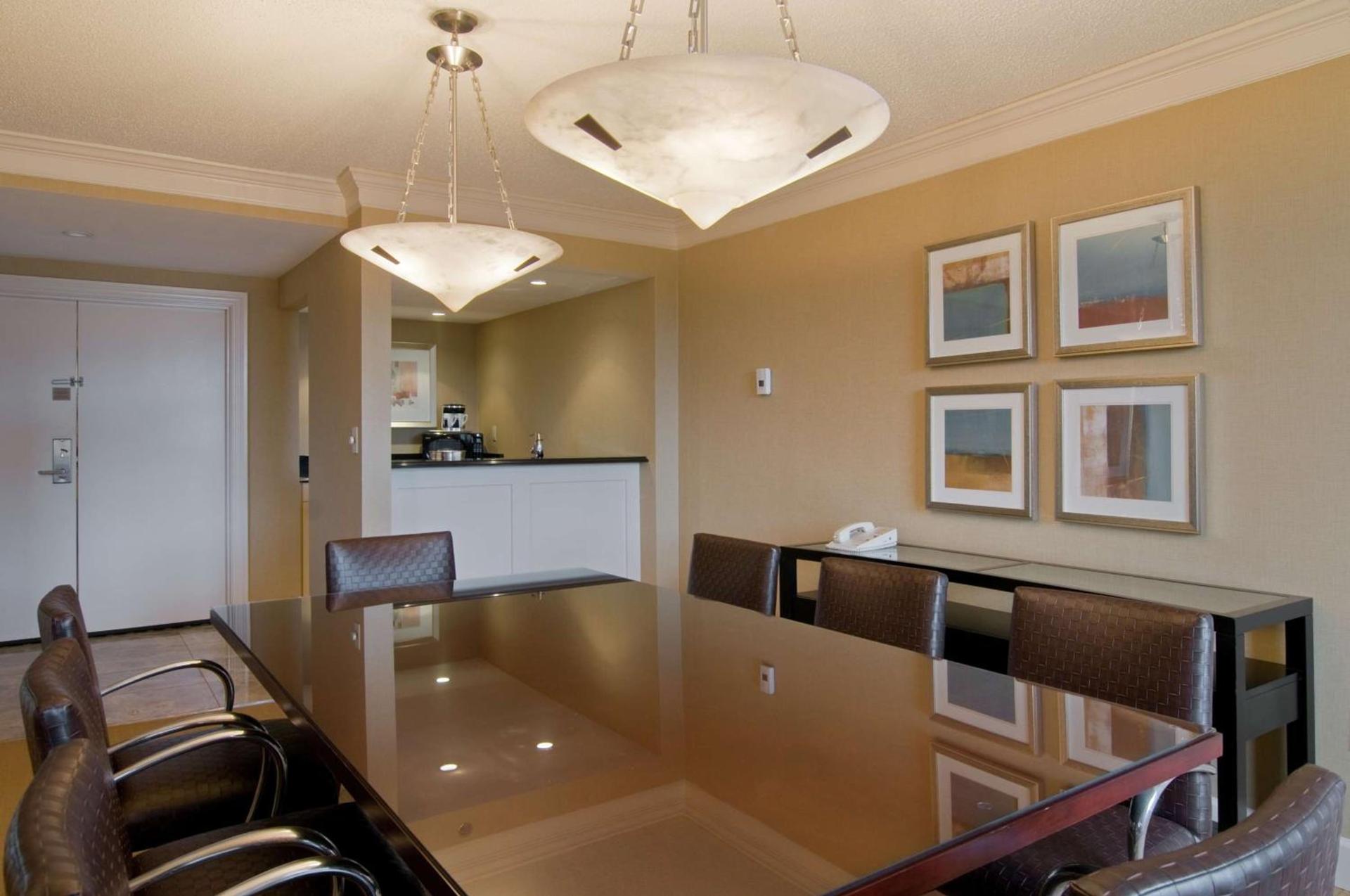 Hilton Raleigh North Hills photo 36