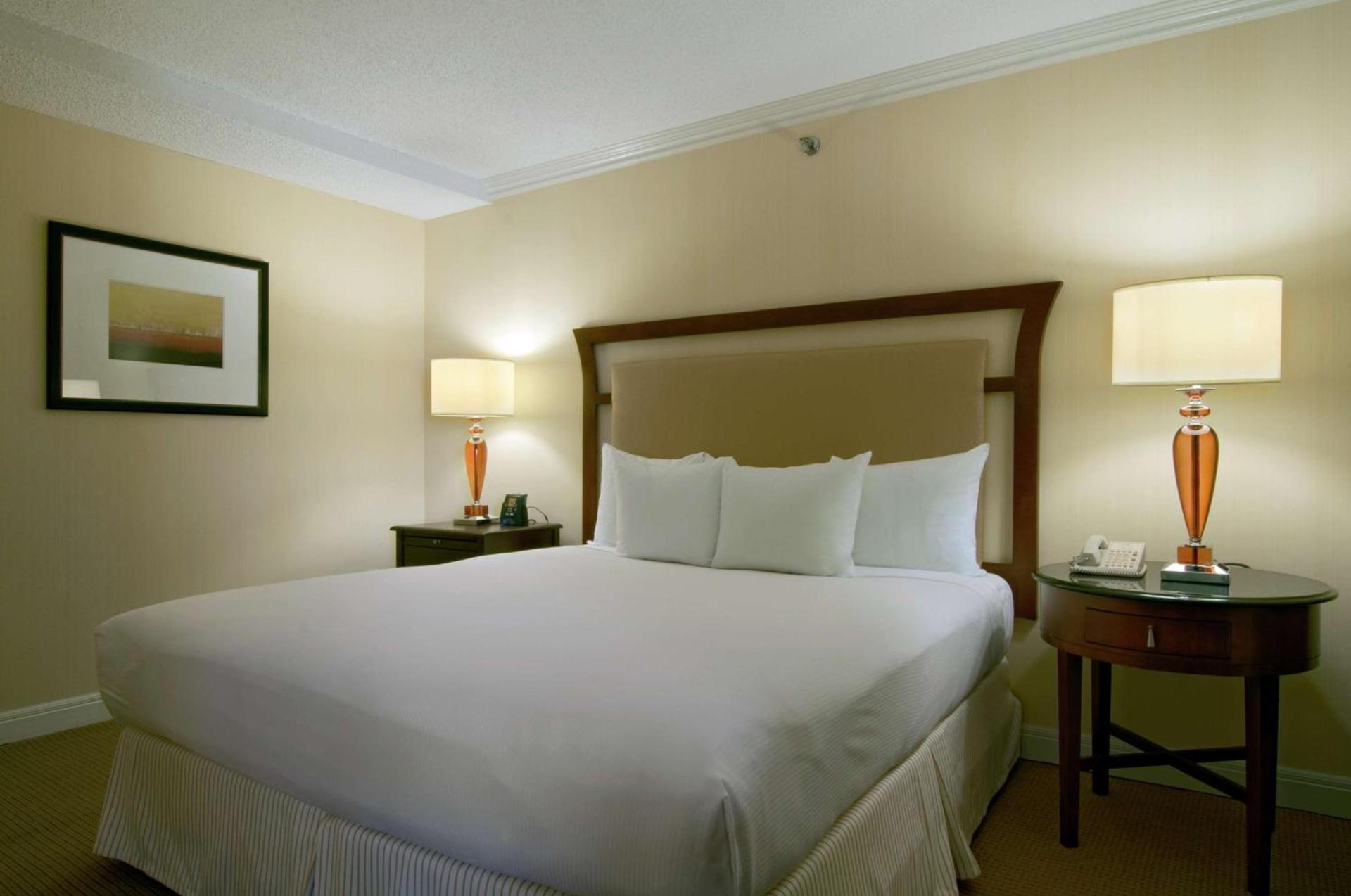 Hilton Raleigh North Hills photo 37