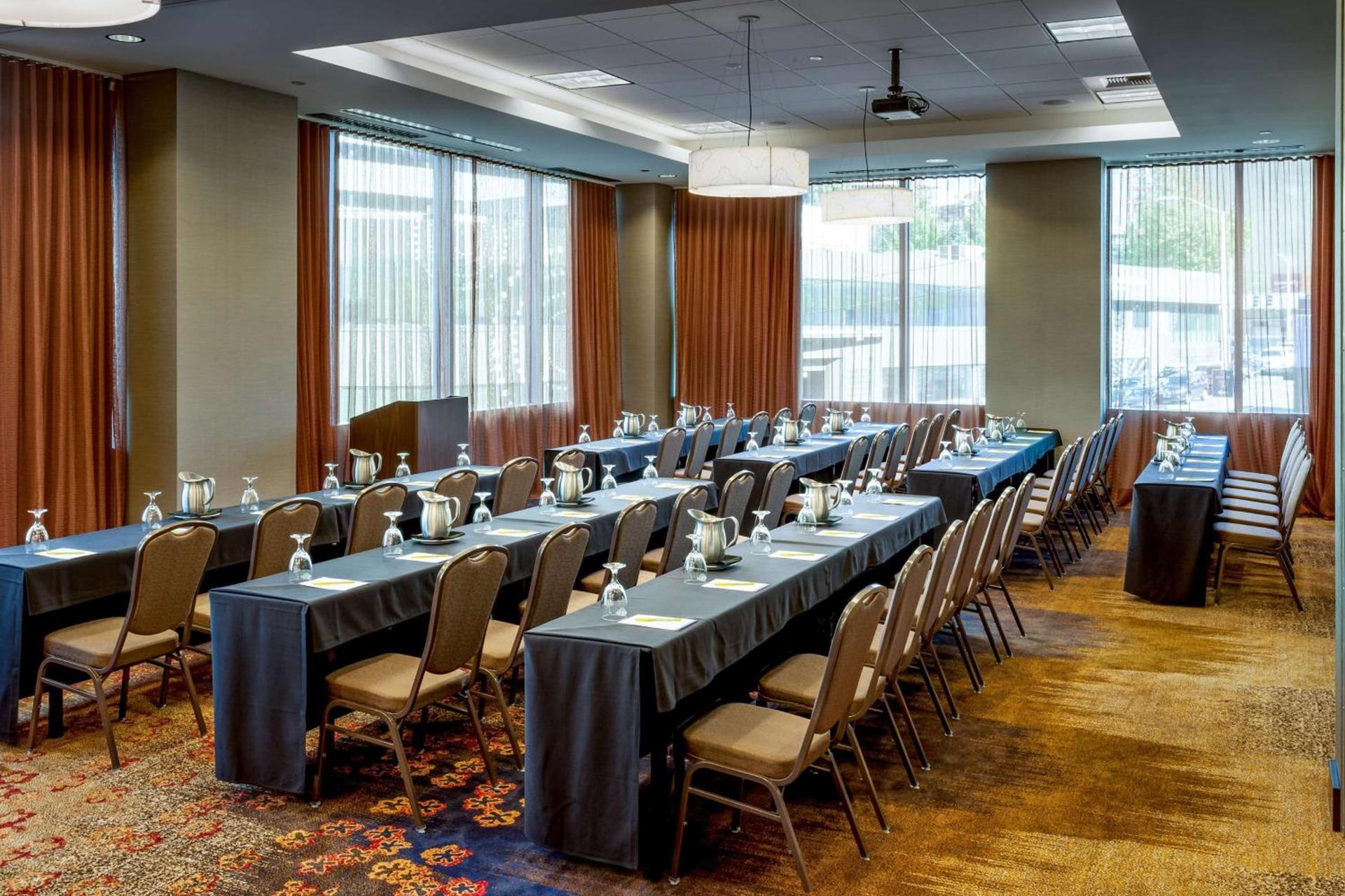 Hilton Garden Inn Seattle Downtown photo 6