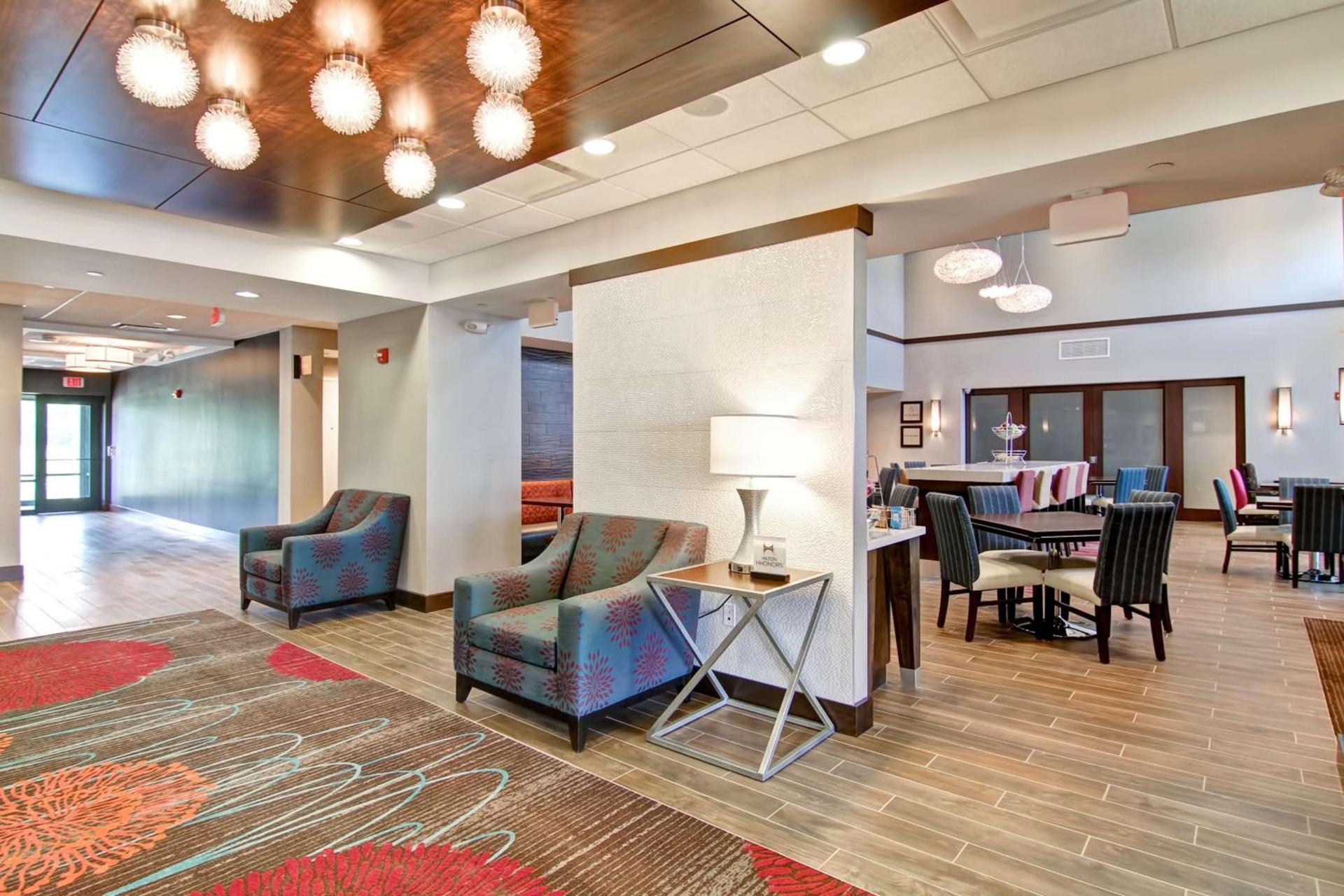 Hampton Inn & Suites Detroit/Troy photo 5