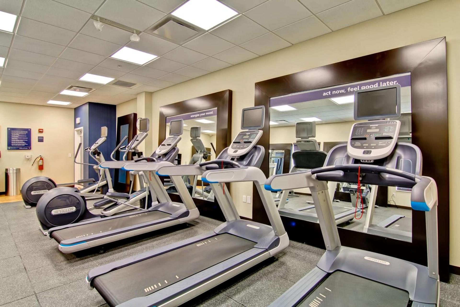 Hampton Inn & Suites Detroit/Troy photo 12