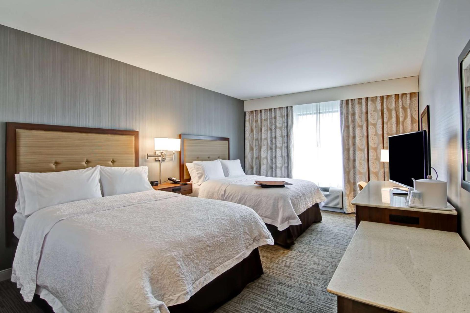 Hampton Inn & Suites Detroit/Troy photo 16