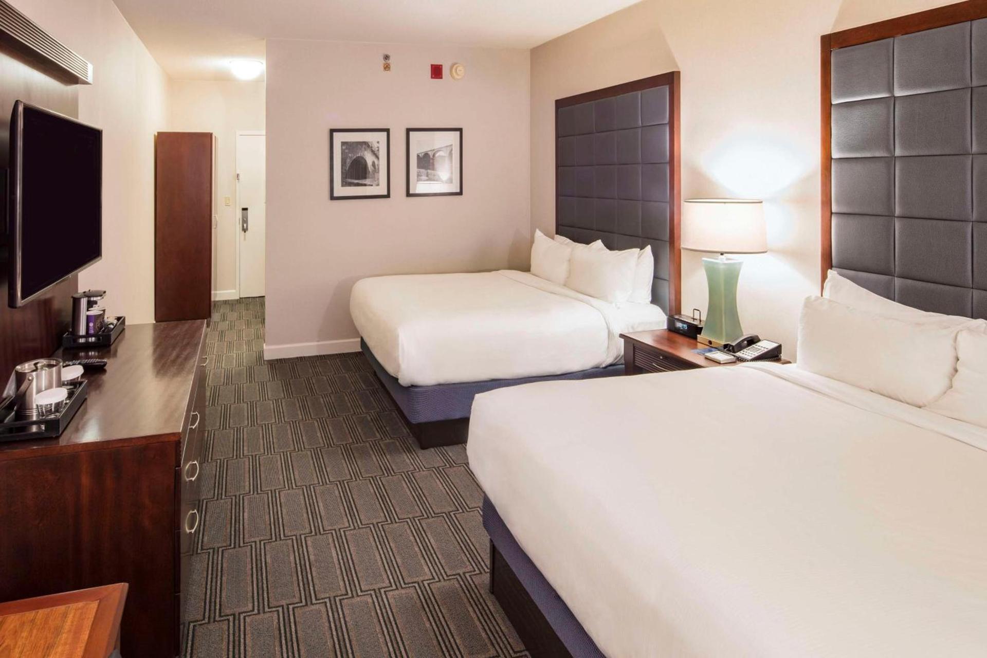 Hilton Philadelphia at Penn's Landing photo 71