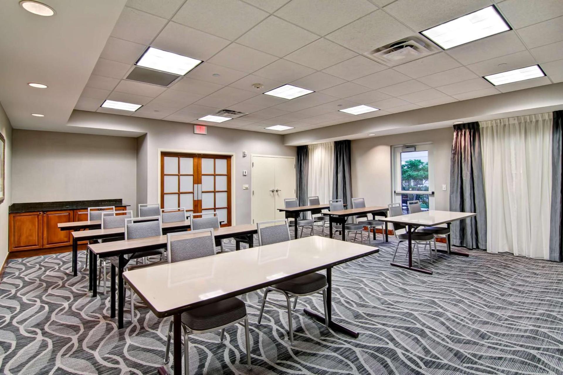 Homewood Suites by Hilton Bentonville-Rogers photo 33
