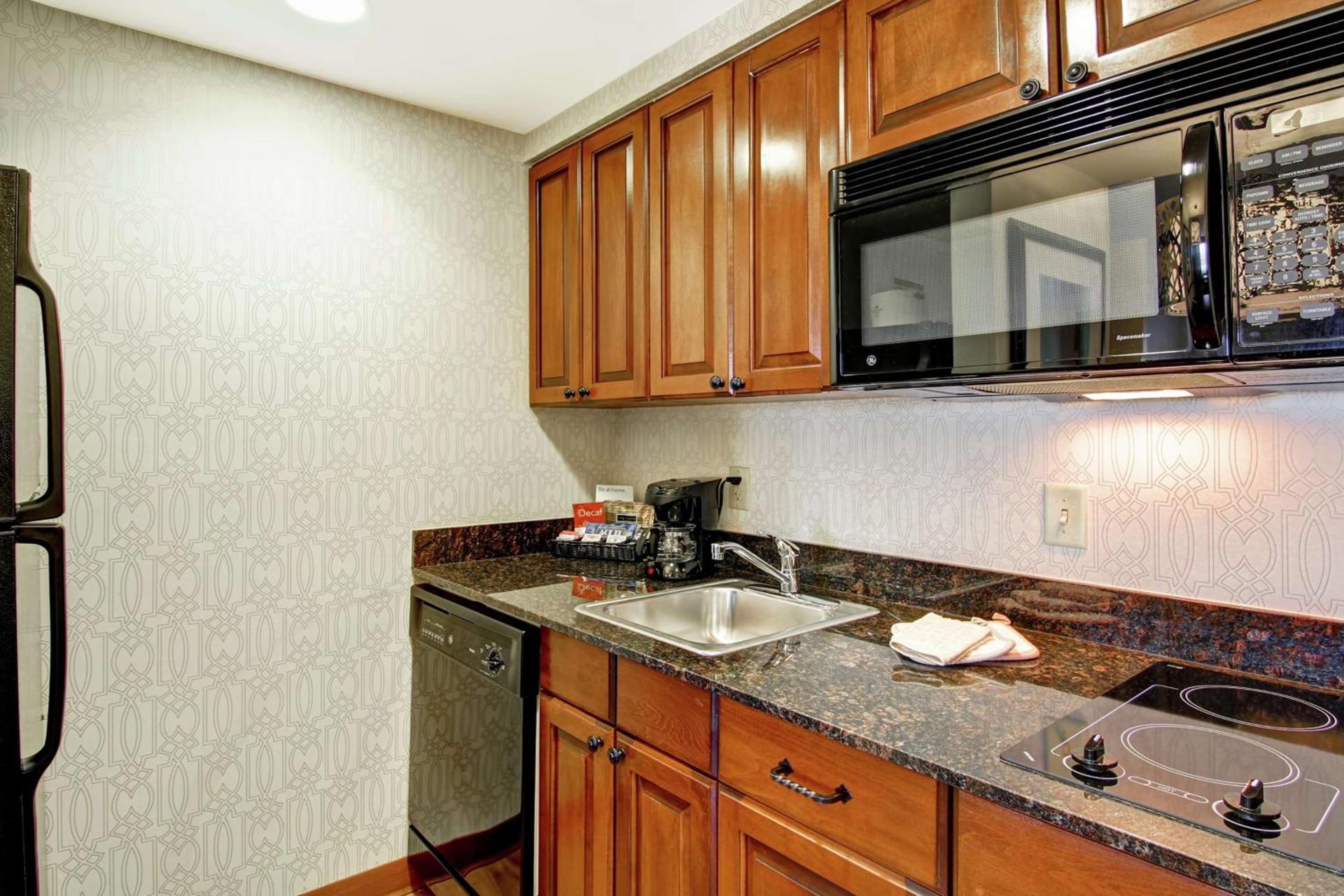 Homewood Suites by Hilton Bentonville-Rogers photo 38