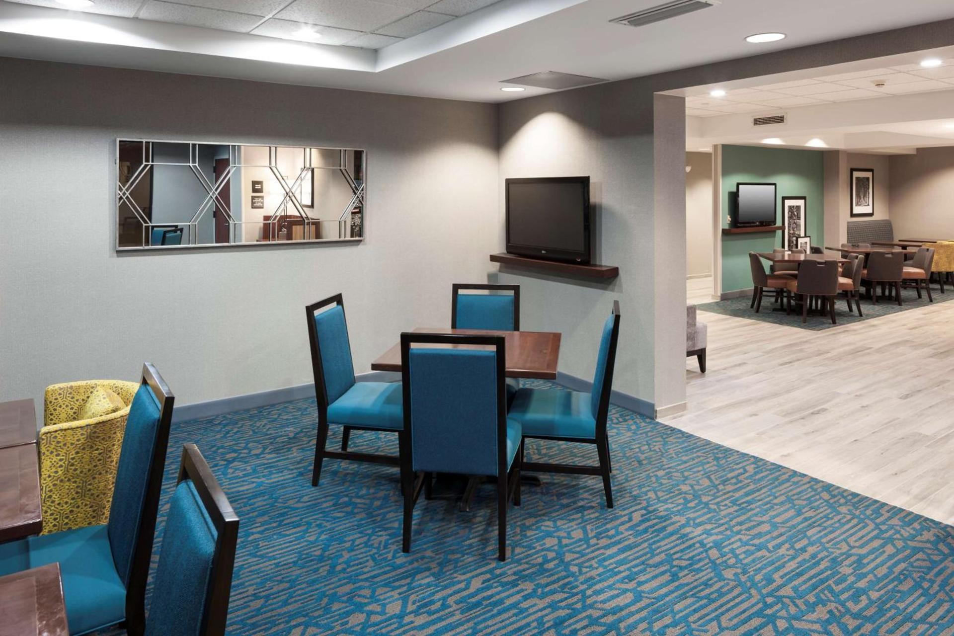 Hampton Inn Kansas City Liberty photo 6