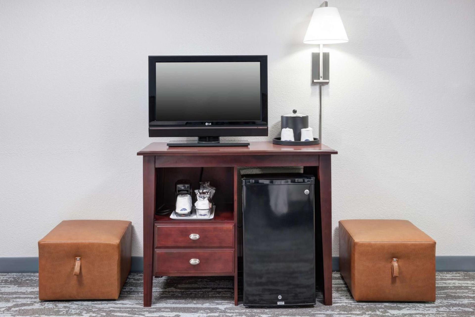 Hampton Inn Kansas City Liberty photo 33