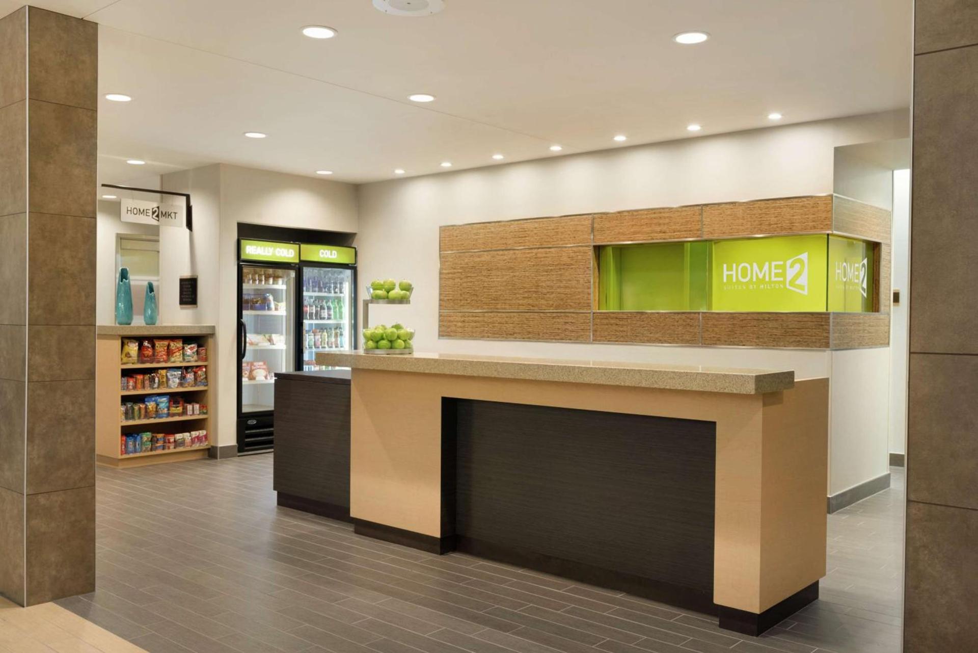 Home2 Suites by Hilton Milwaukee Airport photo 8