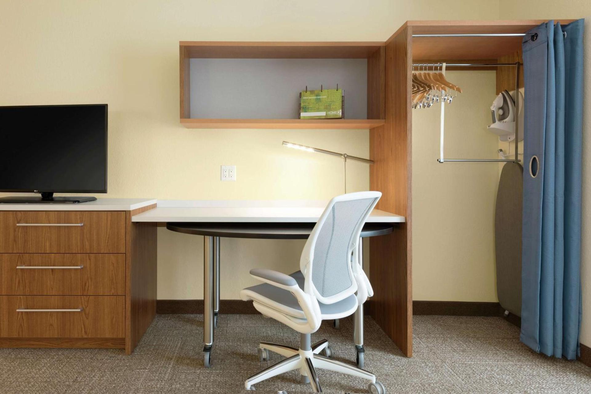 Home2 Suites by Hilton Milwaukee Airport photo 17