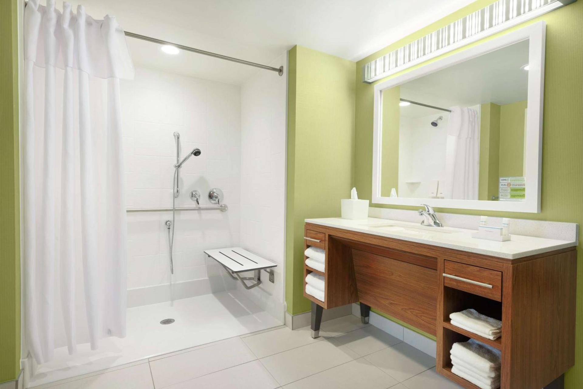 Home2 Suites by Hilton Milwaukee Airport photo 20