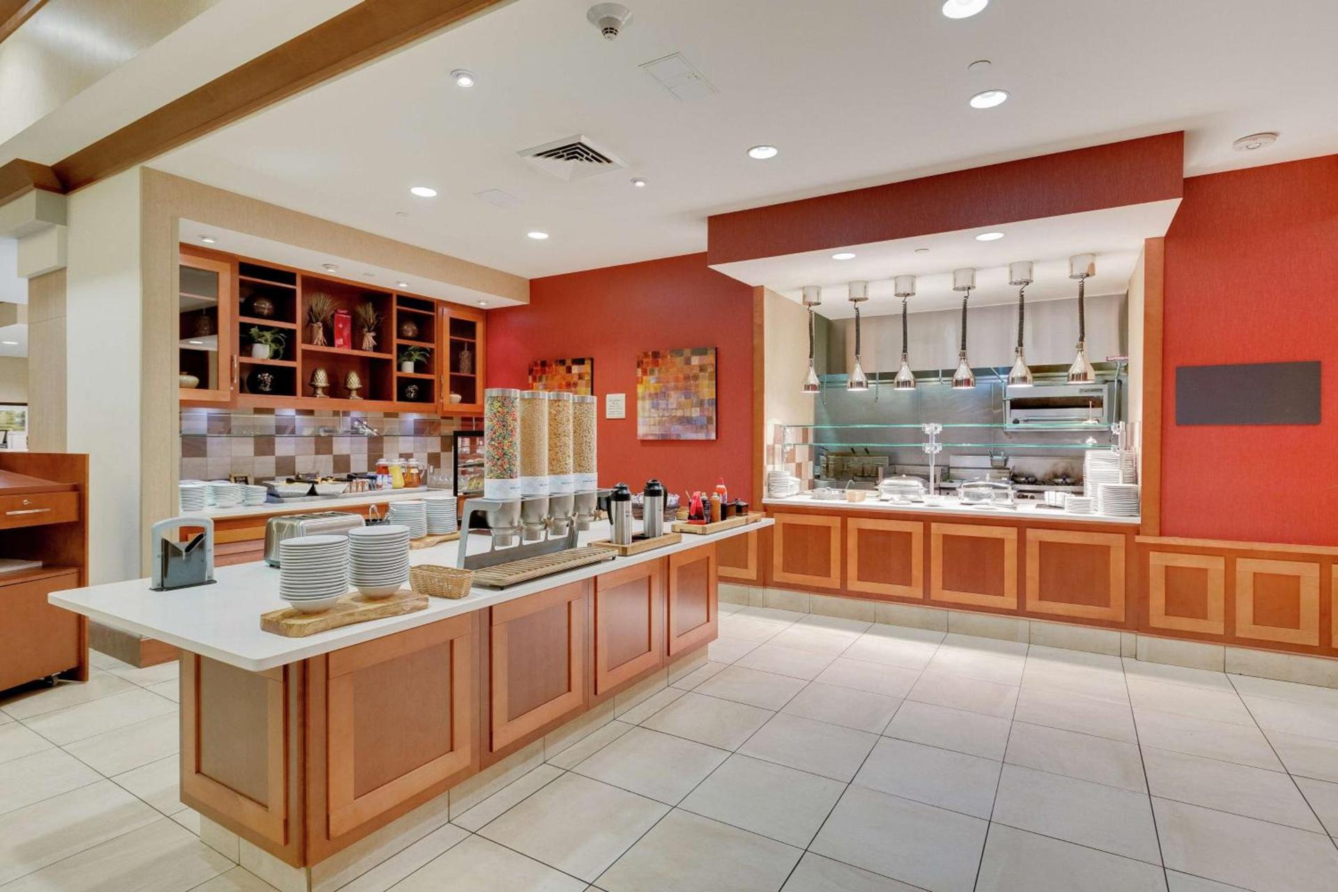 Hilton Garden Inn Milwaukee Airport photo 16