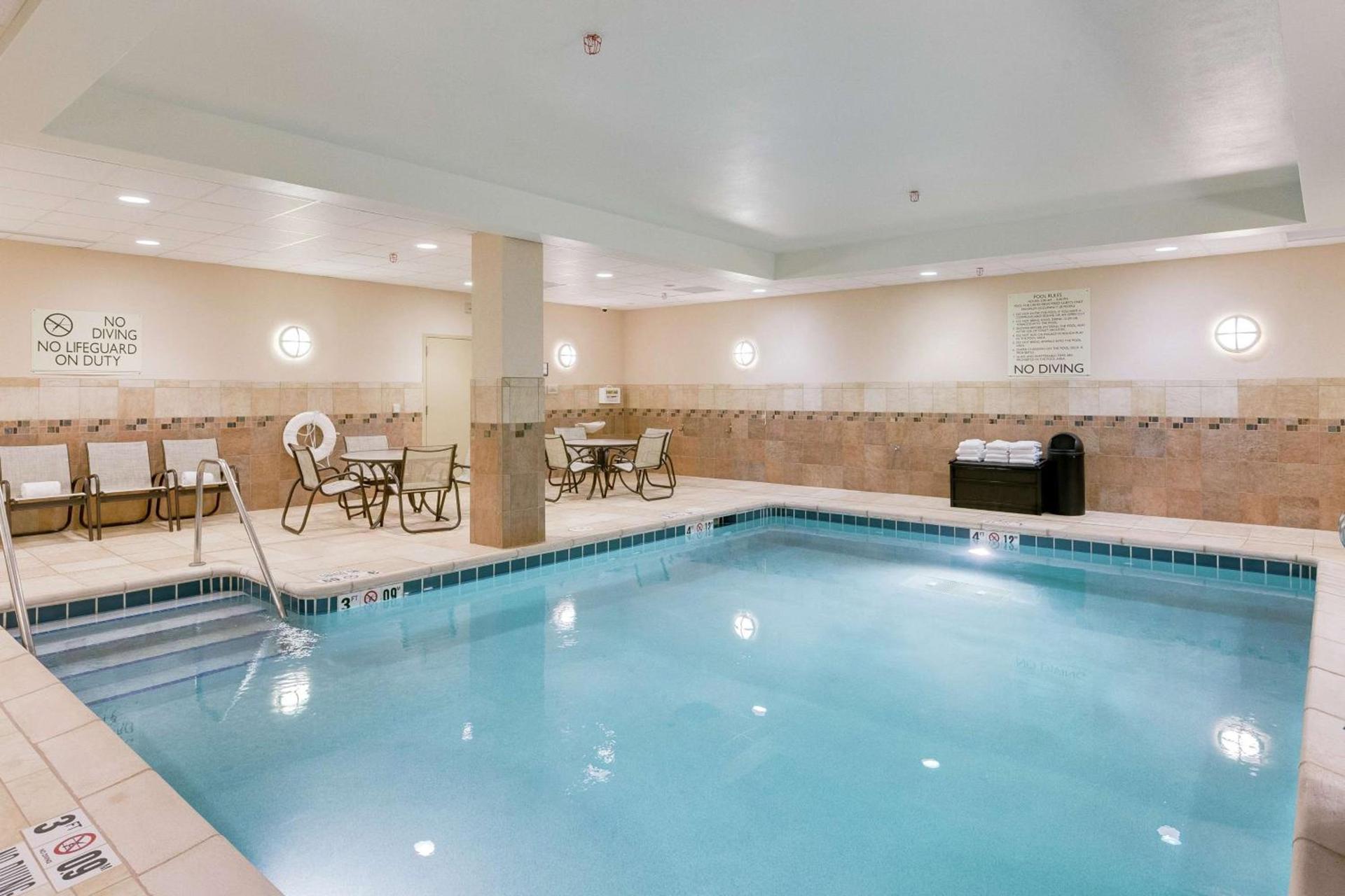 Hilton Garden Inn Milwaukee Airport photo 14