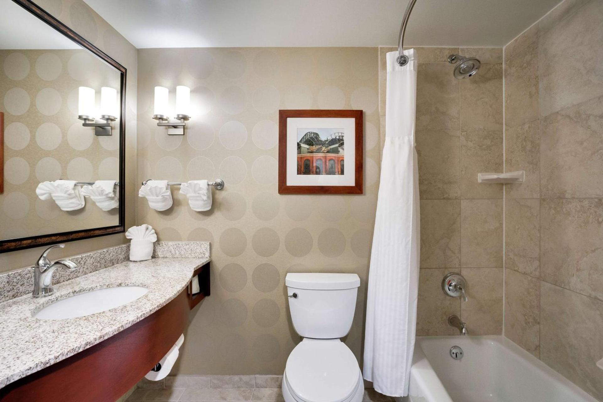 Hilton Garden Inn Milwaukee Airport photo 22