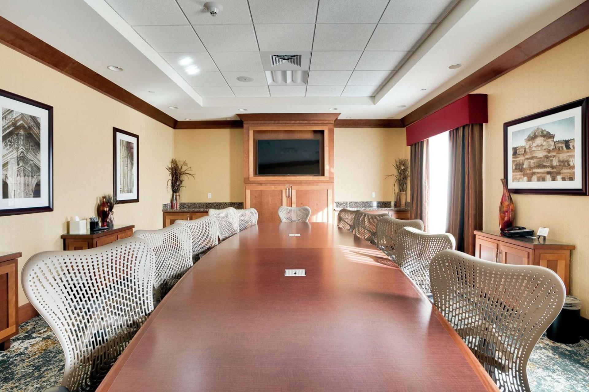 Hilton Garden Inn Milwaukee Airport photo 37