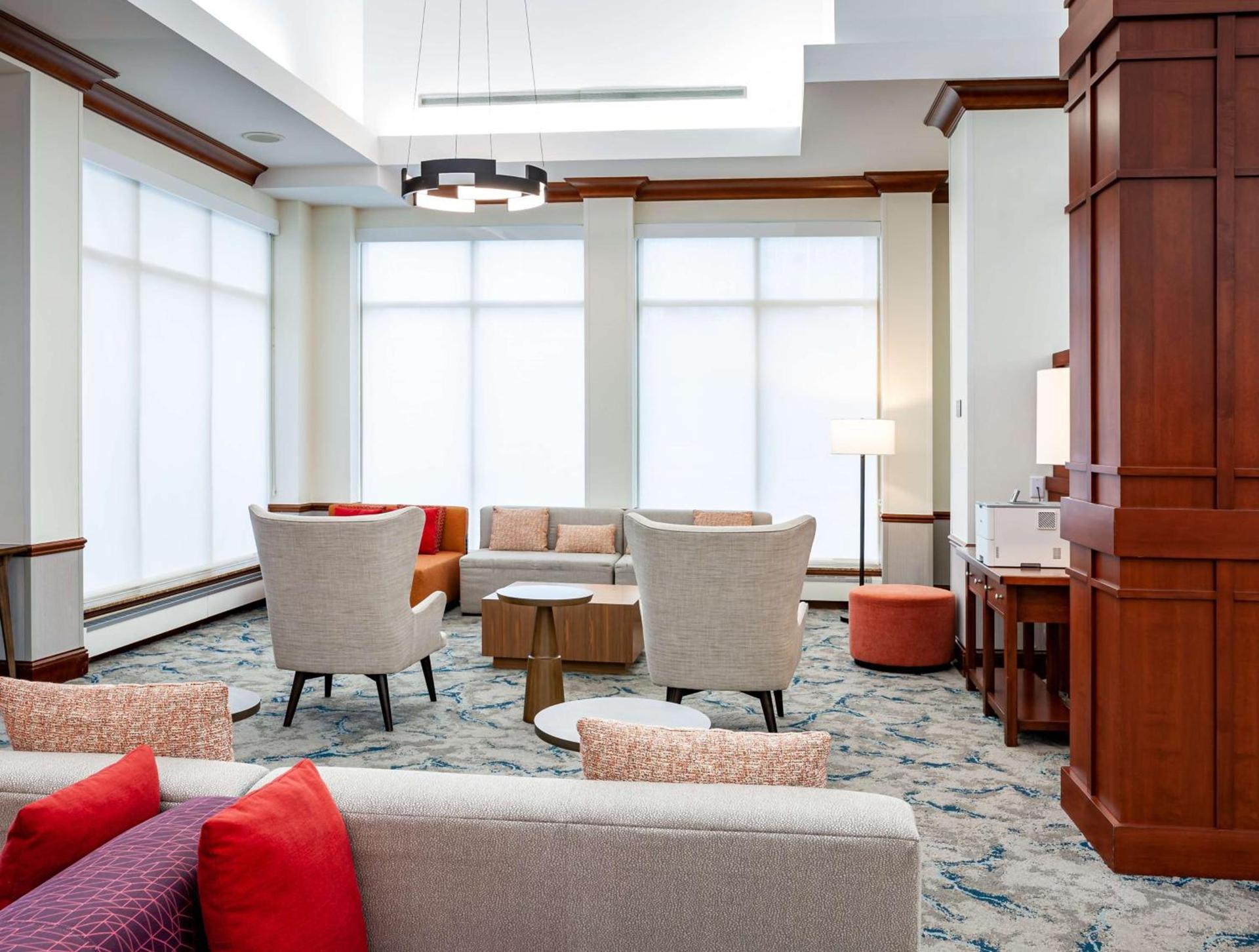 Hilton Garden Inn Chicago O'Hare Airport photo 6
