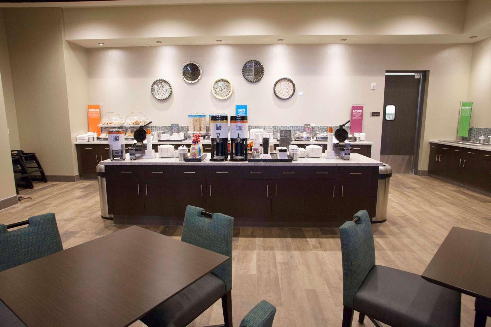 Hampton Inn & Suites St. Paul Downtown photo 14