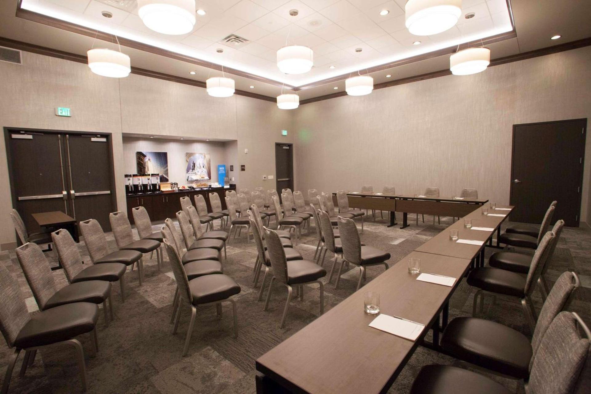 Hampton Inn & Suites St. Paul Downtown photo 52