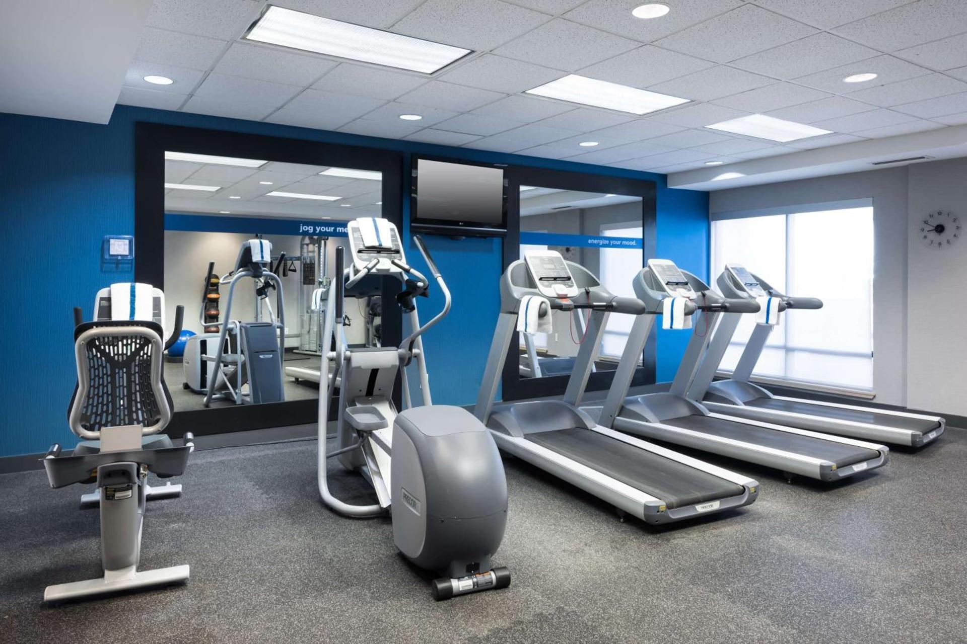 Hampton Inn Bentonville-Rogers photo 16