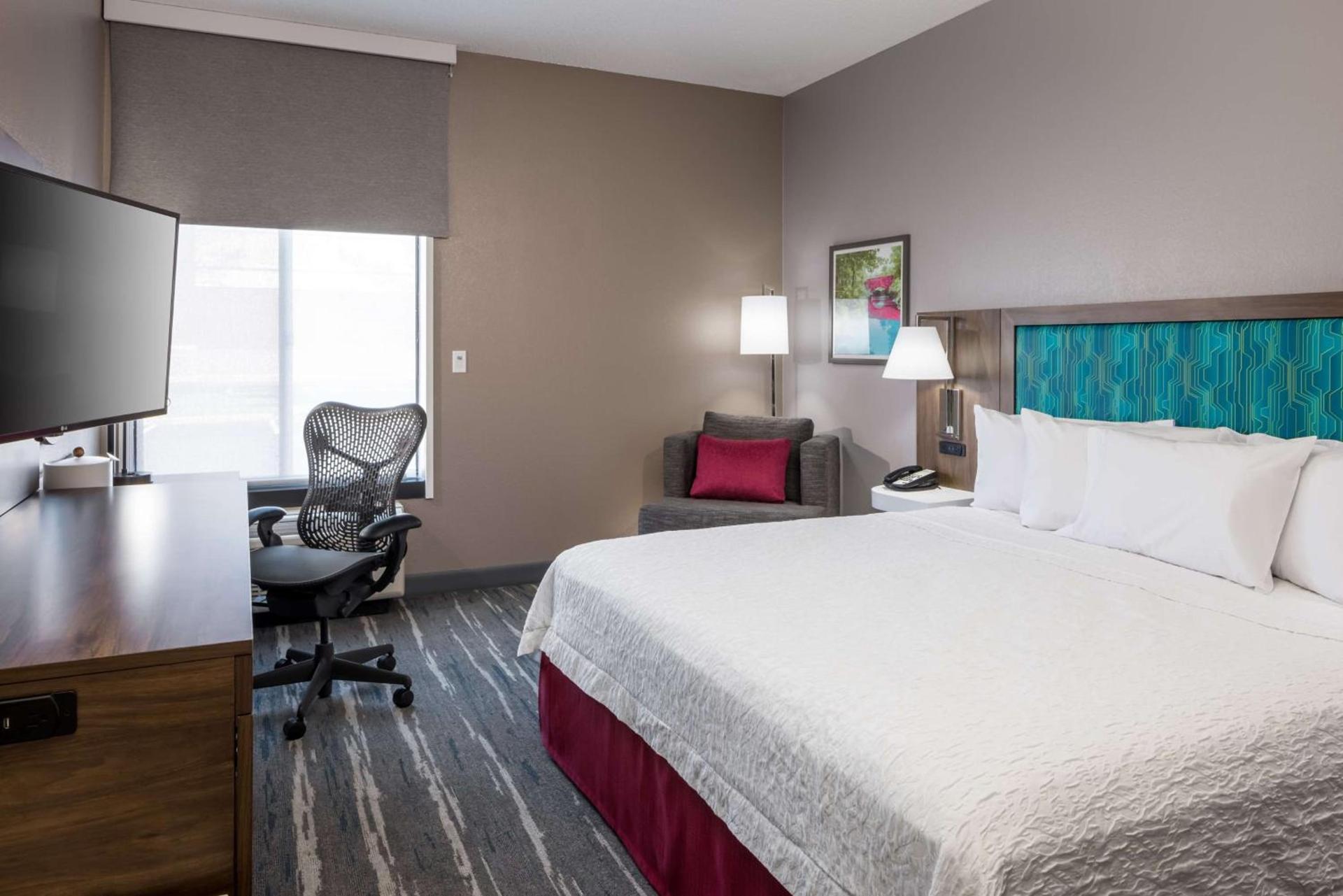 Hampton Inn Bentonville-Rogers photo 21