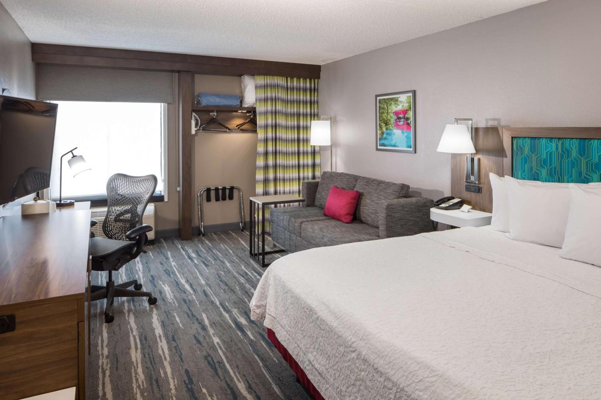 Hampton Inn Bentonville-Rogers photo 20