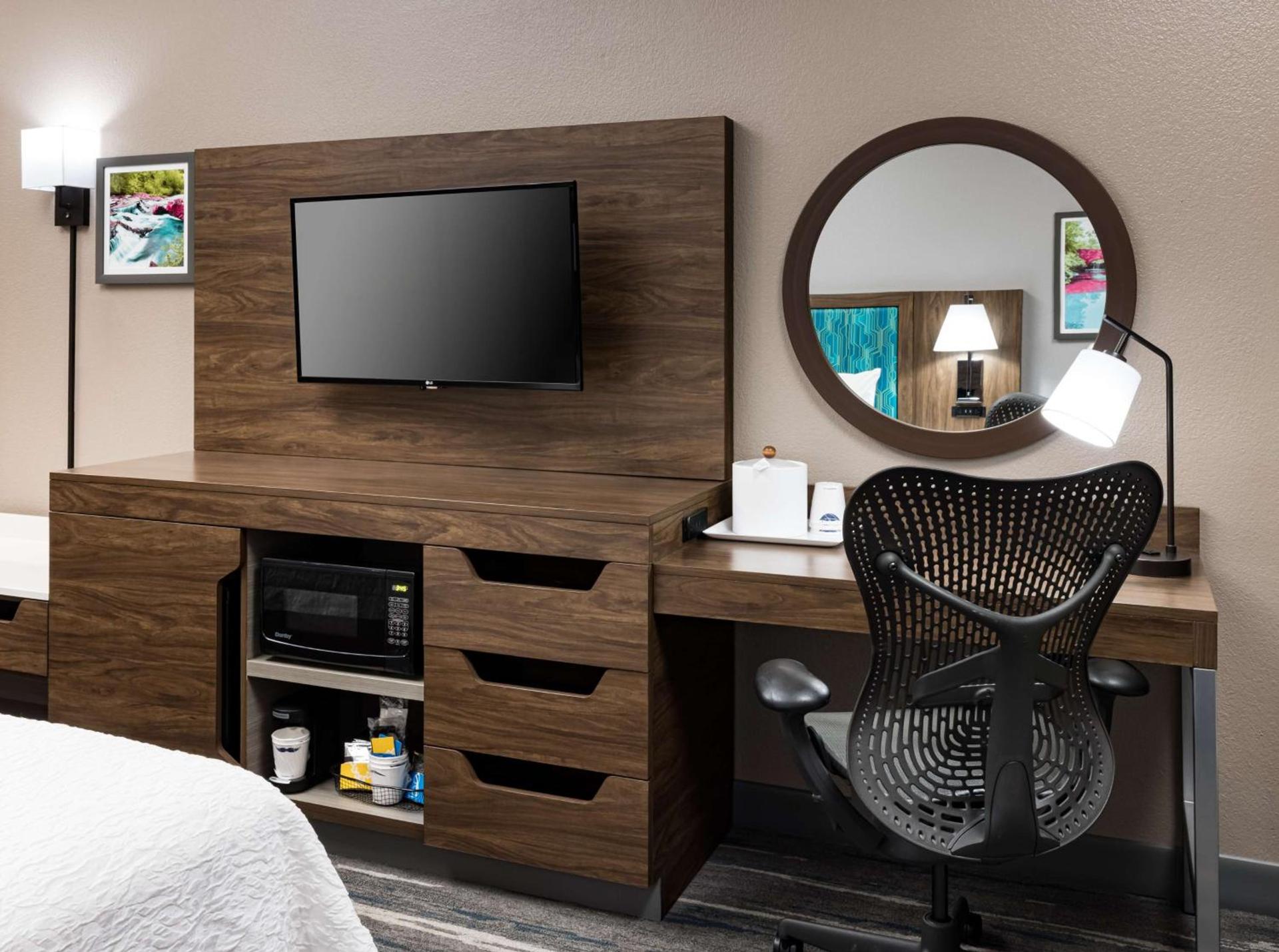 Hampton Inn Bentonville-Rogers photo 34