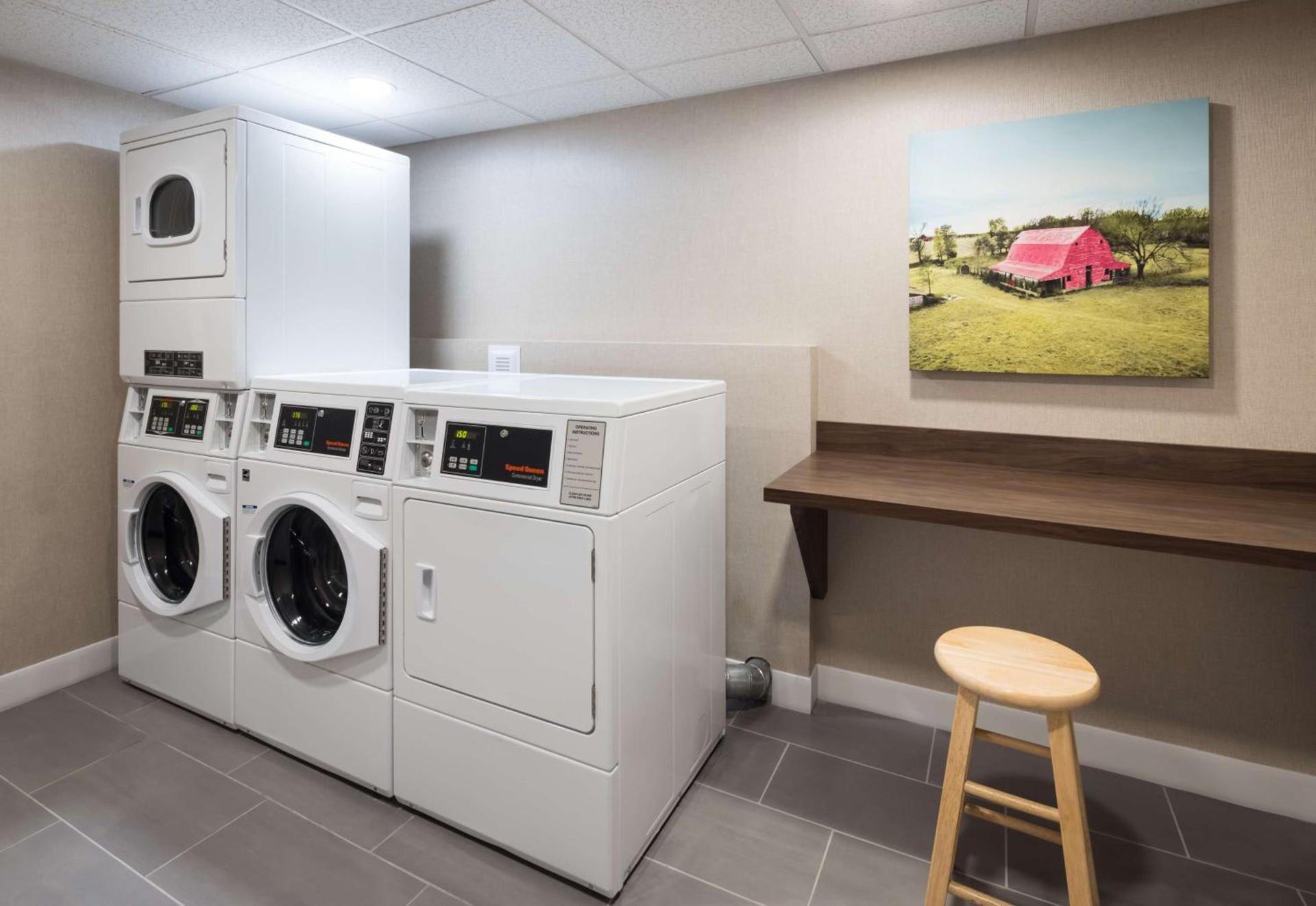 Hampton Inn Bentonville-Rogers photo 35
