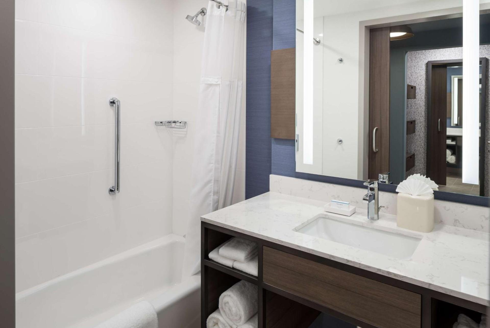 Hilton Garden Inn Madison Downtown, WI photo 35