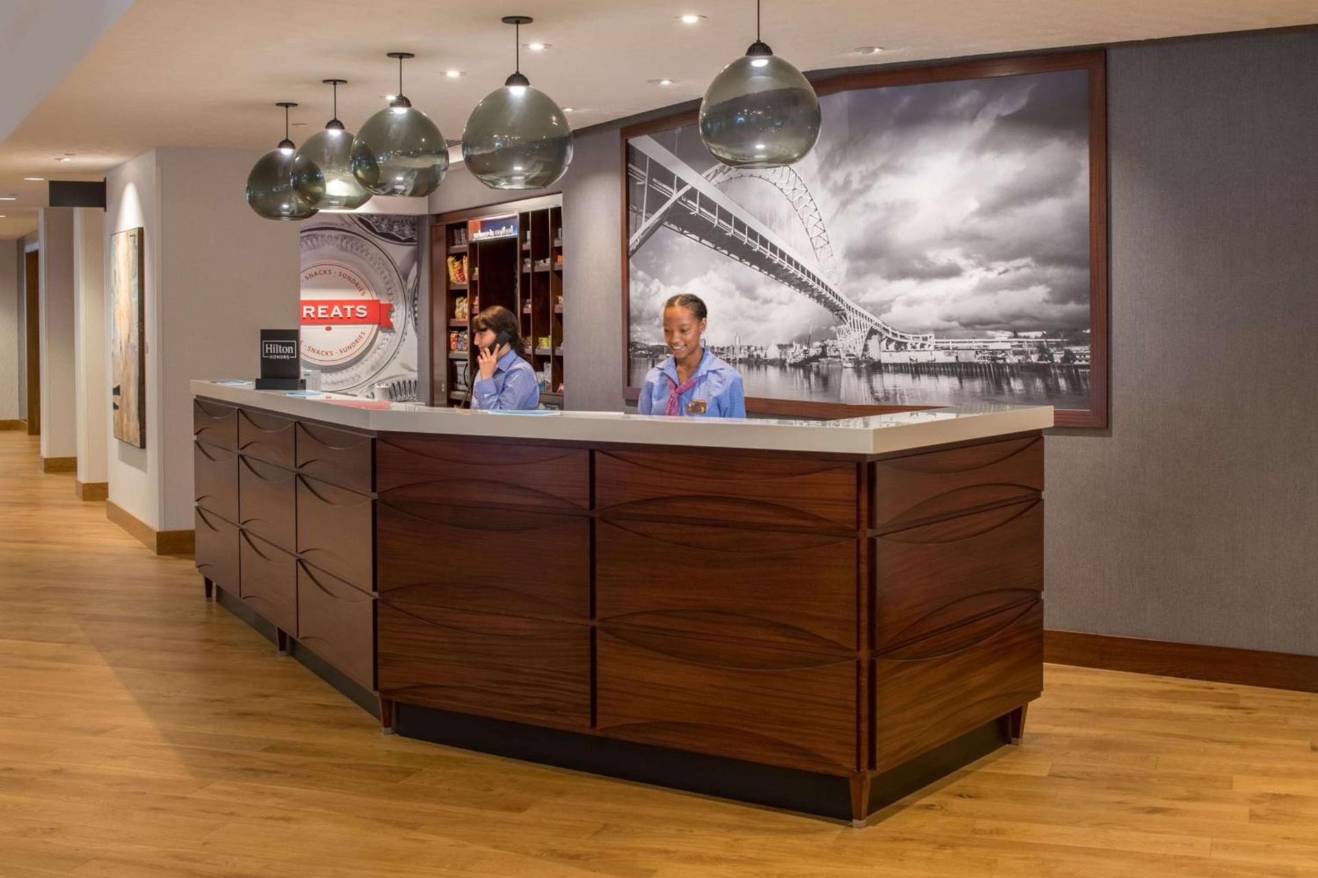 Hampton Inn And Suites By Hilton Portland-Pearl District photo 6