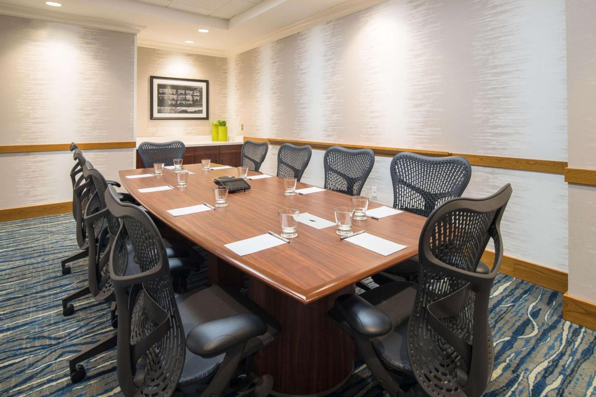 Hampton Inn And Suites By Hilton Portland-Pearl District photo 48
