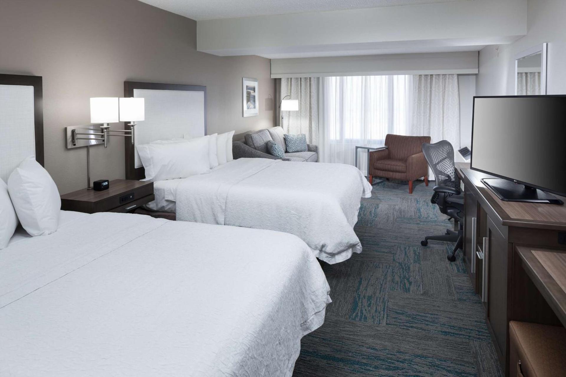 Hampton Inn St Louis- at the Arch photo 17