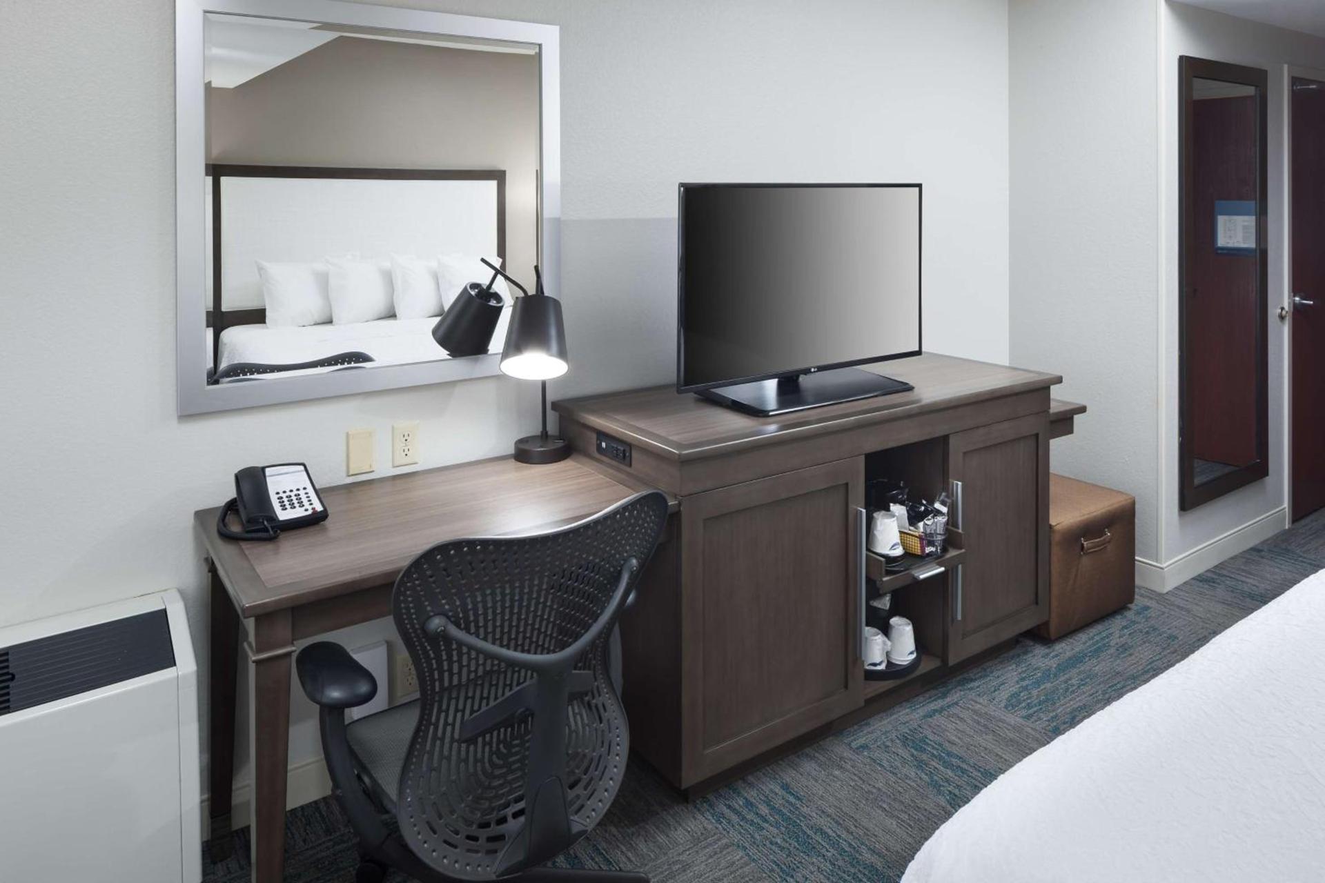 Hampton Inn St Louis- at the Arch photo 20